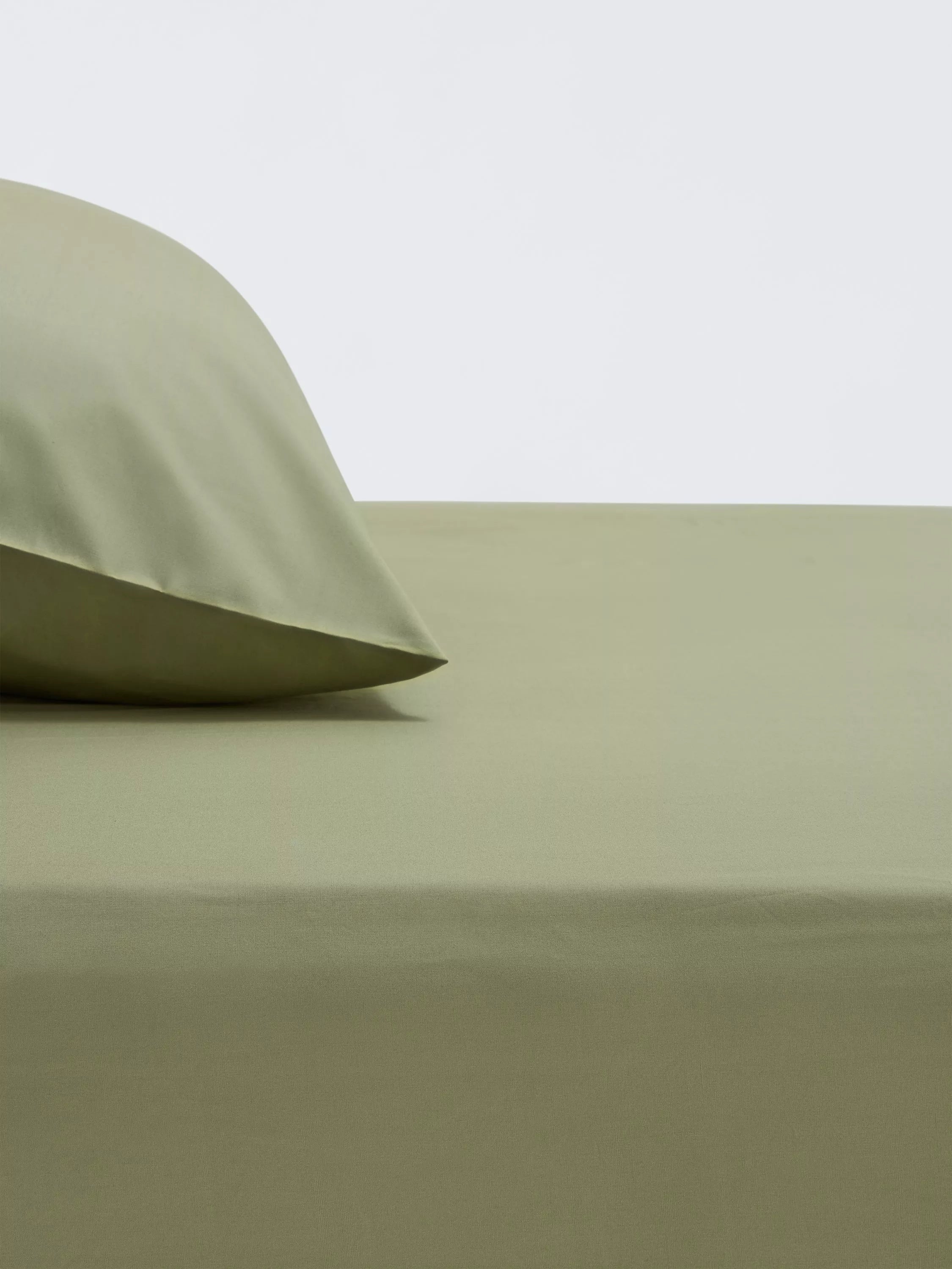 John Lewis Crisp & Fresh Egyptian Cotton Percale 200 Thread Count Fitted Sheet Double