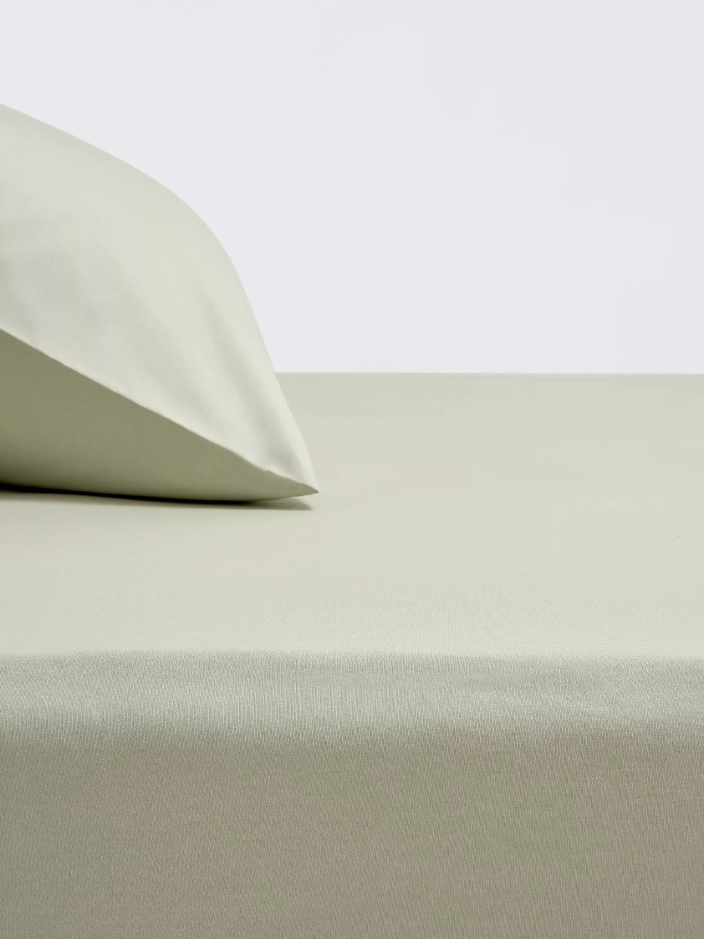 John Lewis Crisp & Fresh Egyptian Cotton Percale 200 Thread Count Fitted Sheet Double