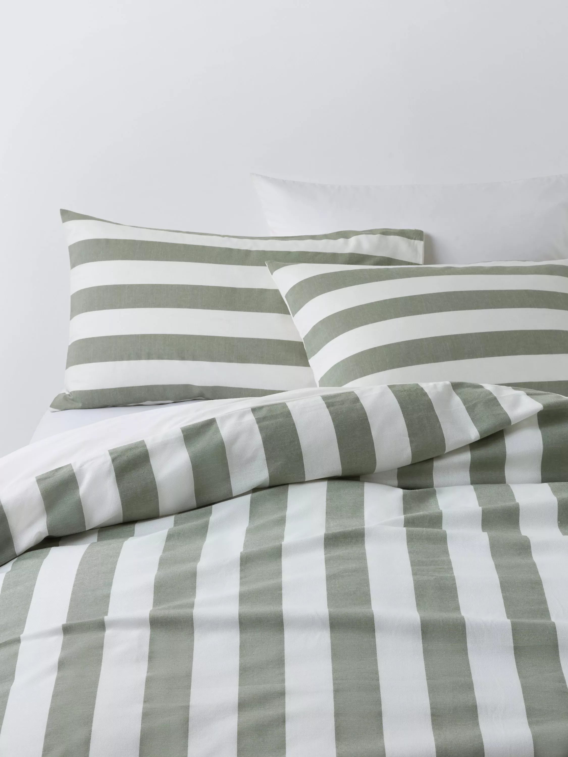 John Lewis Chelsea Stripe duvet cover set Double, imported from the UK