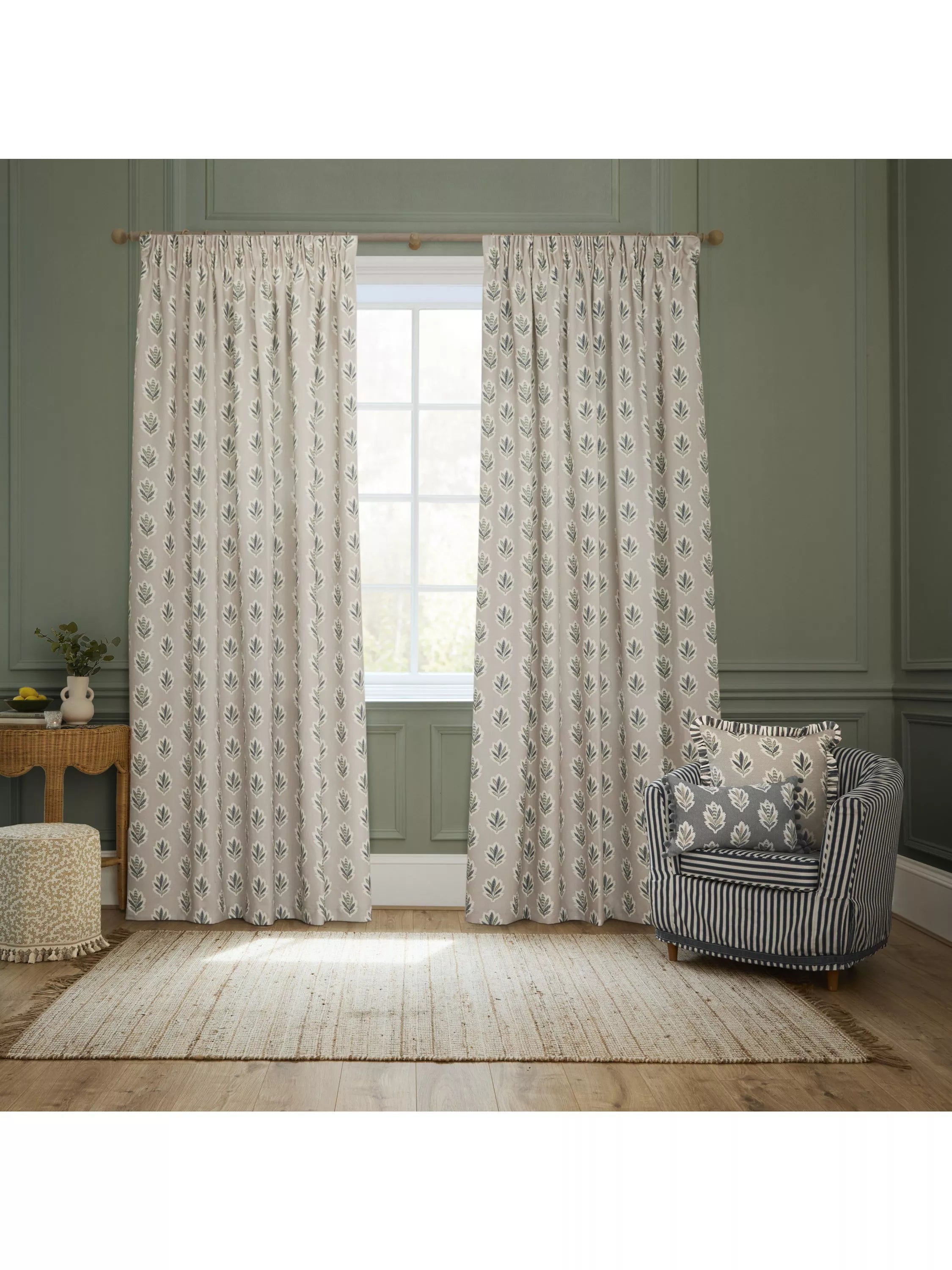 Sanderson Sessile Leaf Pair Lined Pencil Pleat Curtains, Flax, W117 x Drop 137cm