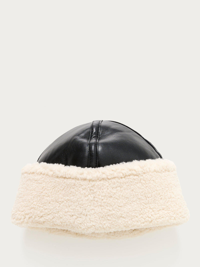 Soaked In Luxury Tonya two tone beanie black, imported from the UK