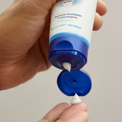 Superdrug NIVEA Care &amp; Protect 3 in 1 Anti-Bacterial Hand Cream 75 ml – online bei McGrocer kaufen