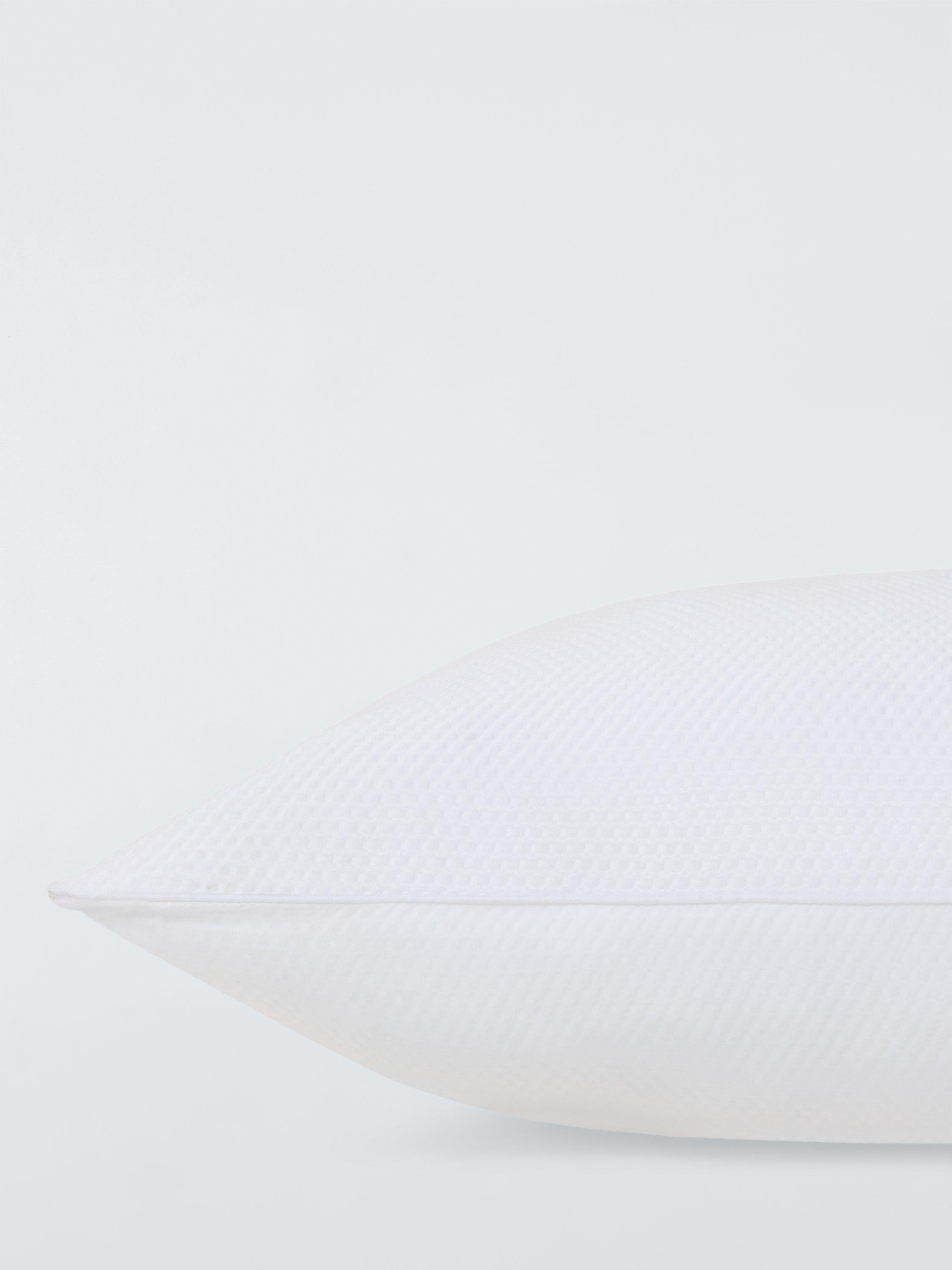 John Lewis Climate Control Standard Pillow medium firm - British product