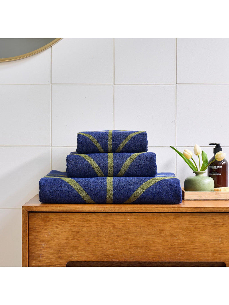 Orla Kiely Lineare Stiel Handtücher in Marine und Olive, Britische Marke