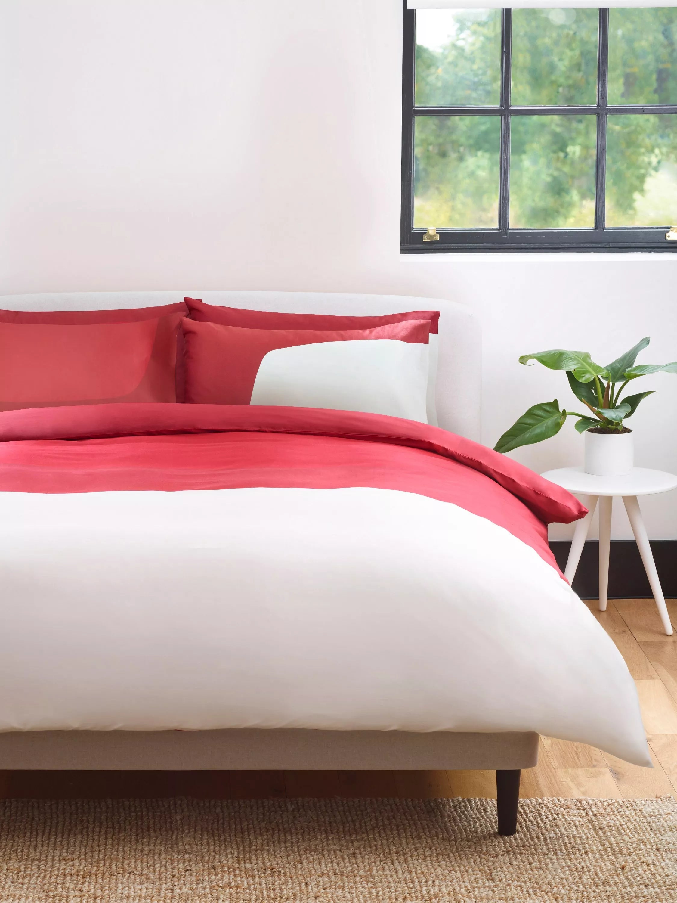 Jasper Conran London 300 Cotton Thread Colour Block Duvet Cover Set - Single