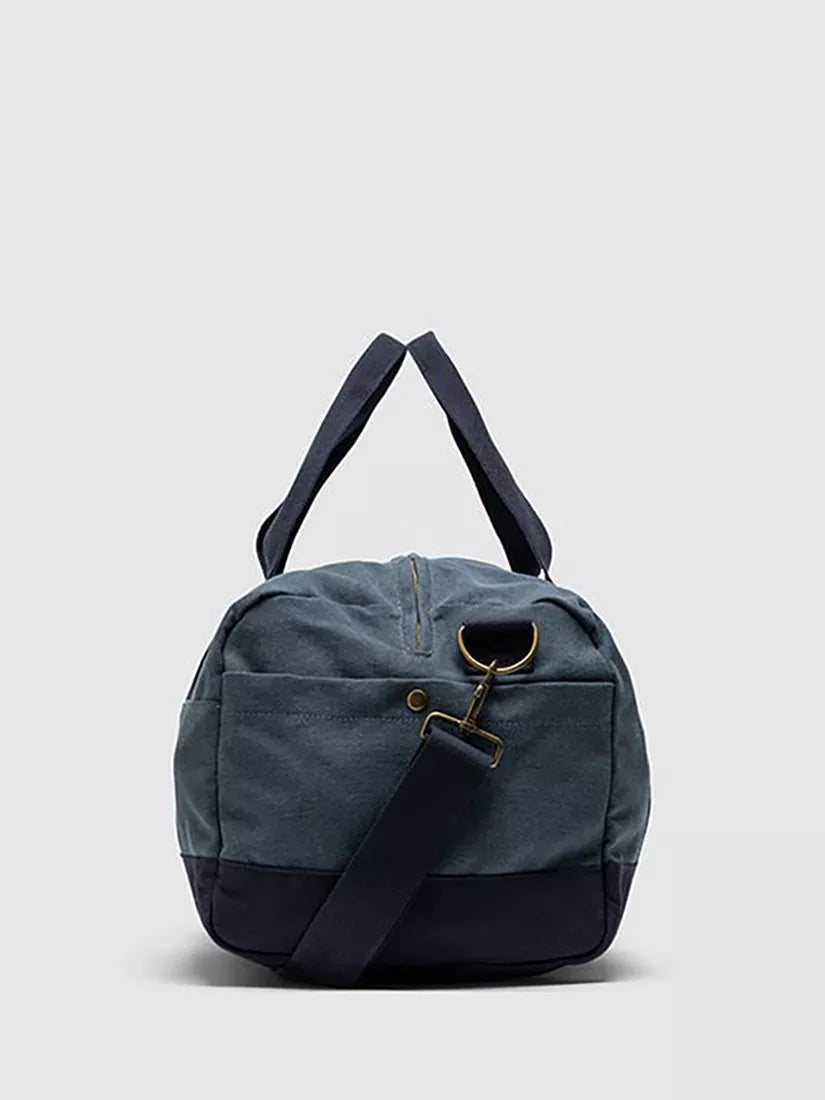 Rodd & Gunn Foxton duffle bag navy, imported from UK