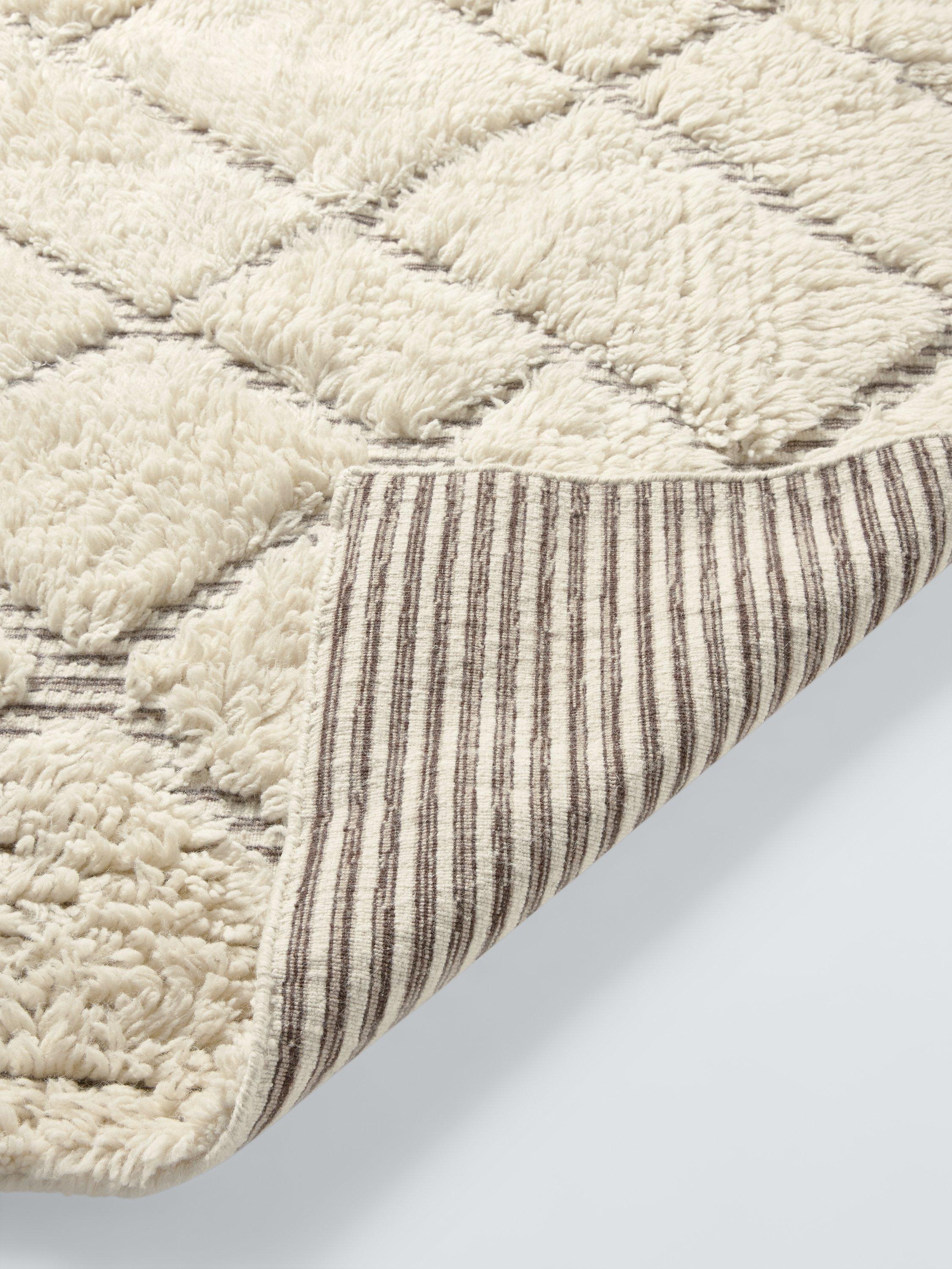John Lewis low pile berber pure wool rug white 120x180cm (British brand)