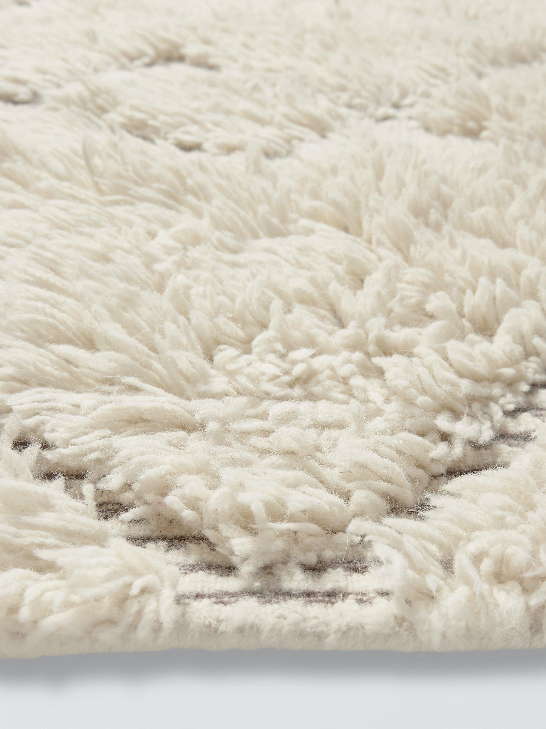 John Lewis low pile berber pure wool rug white 120x180cm (British brand)