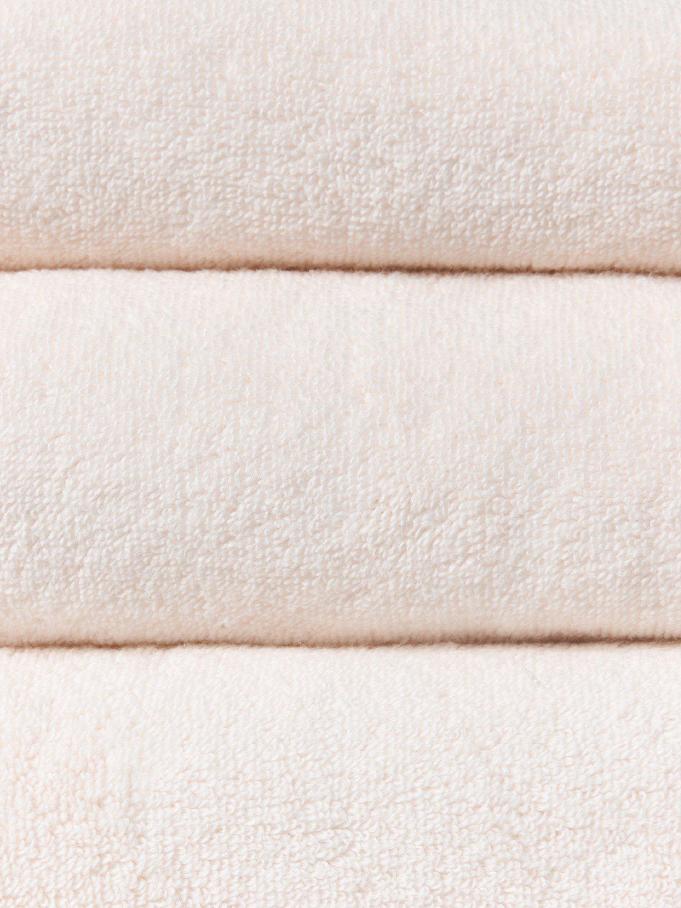 John Lewis scallop edge towel cream black bath sheet - British product