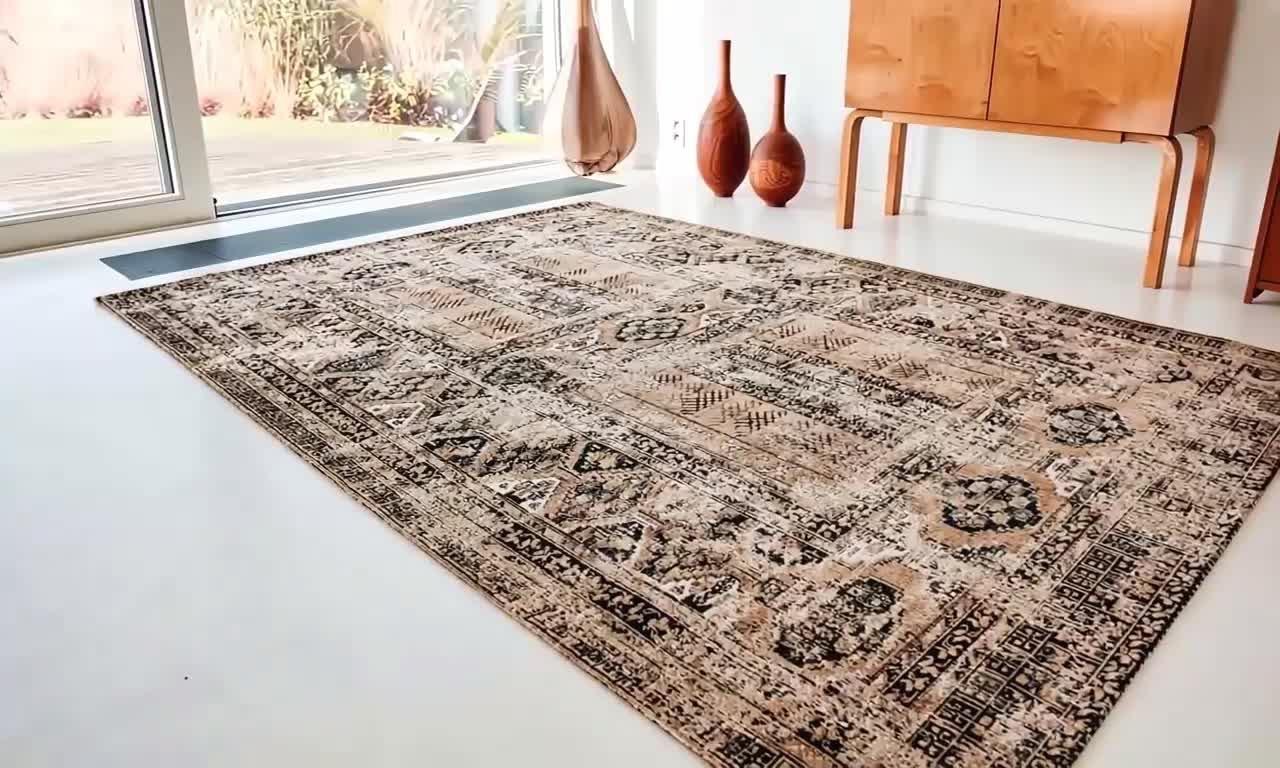 Louis De Poortere Hadschlu Agha gold rug - British product