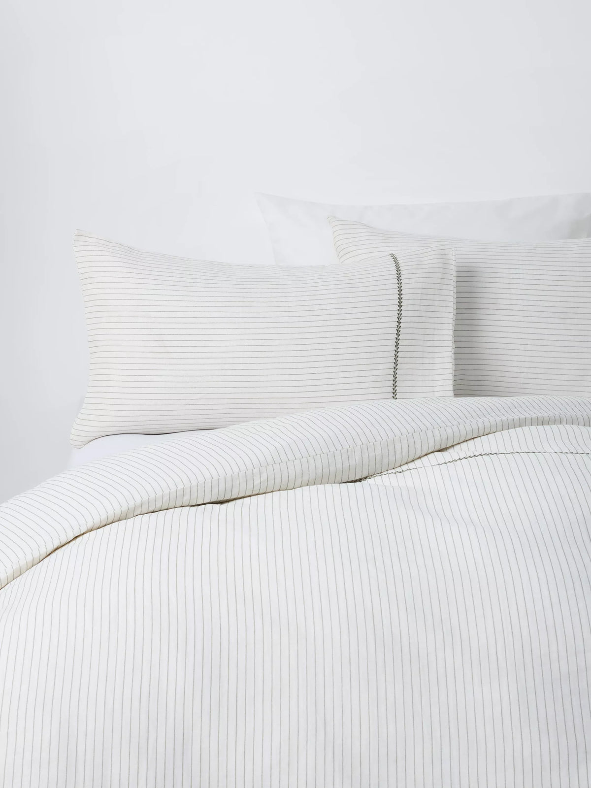 John Lewis stripe duvet cover set double (British brand)