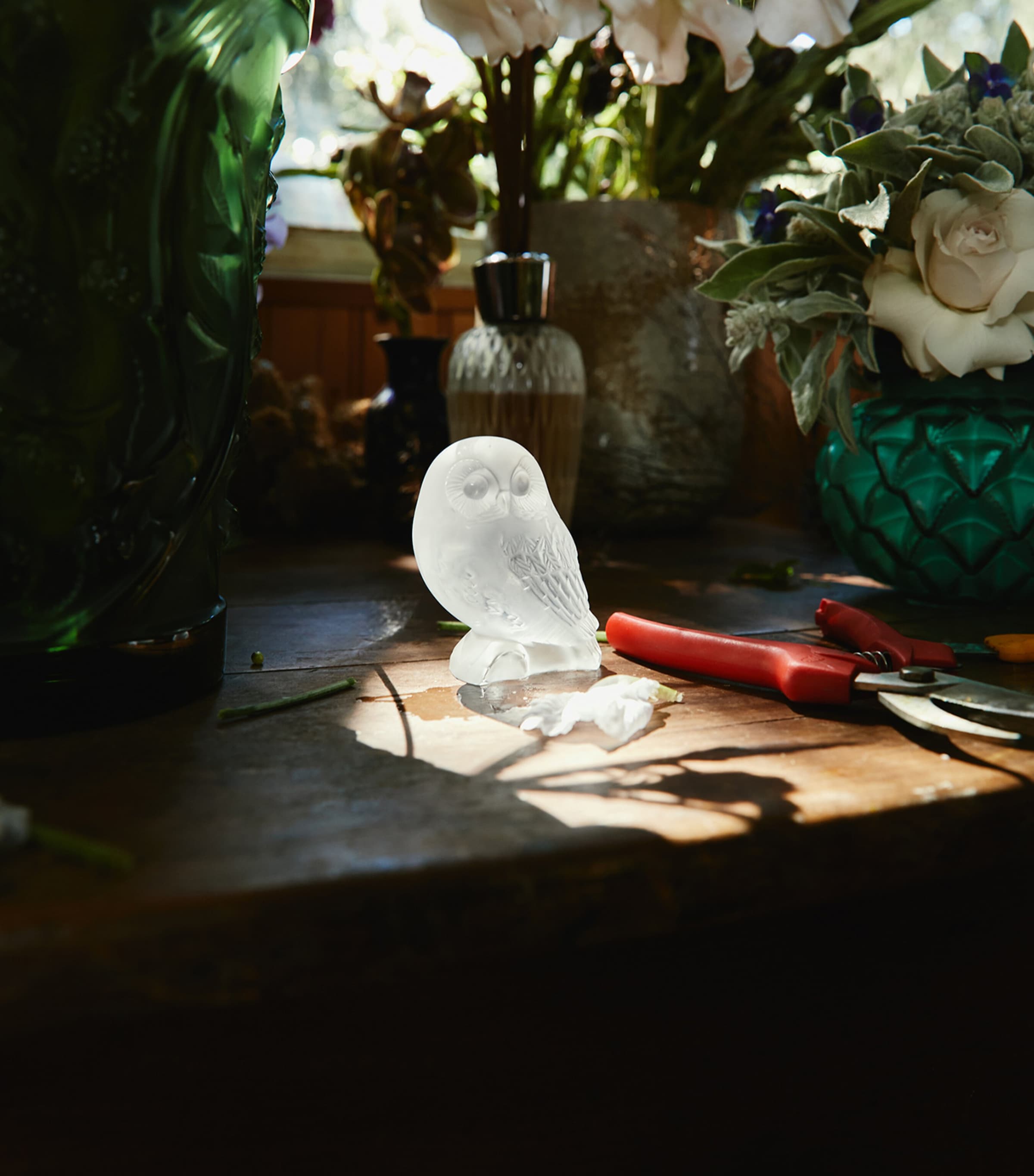 Lalique crystal owl sculpture, UK version