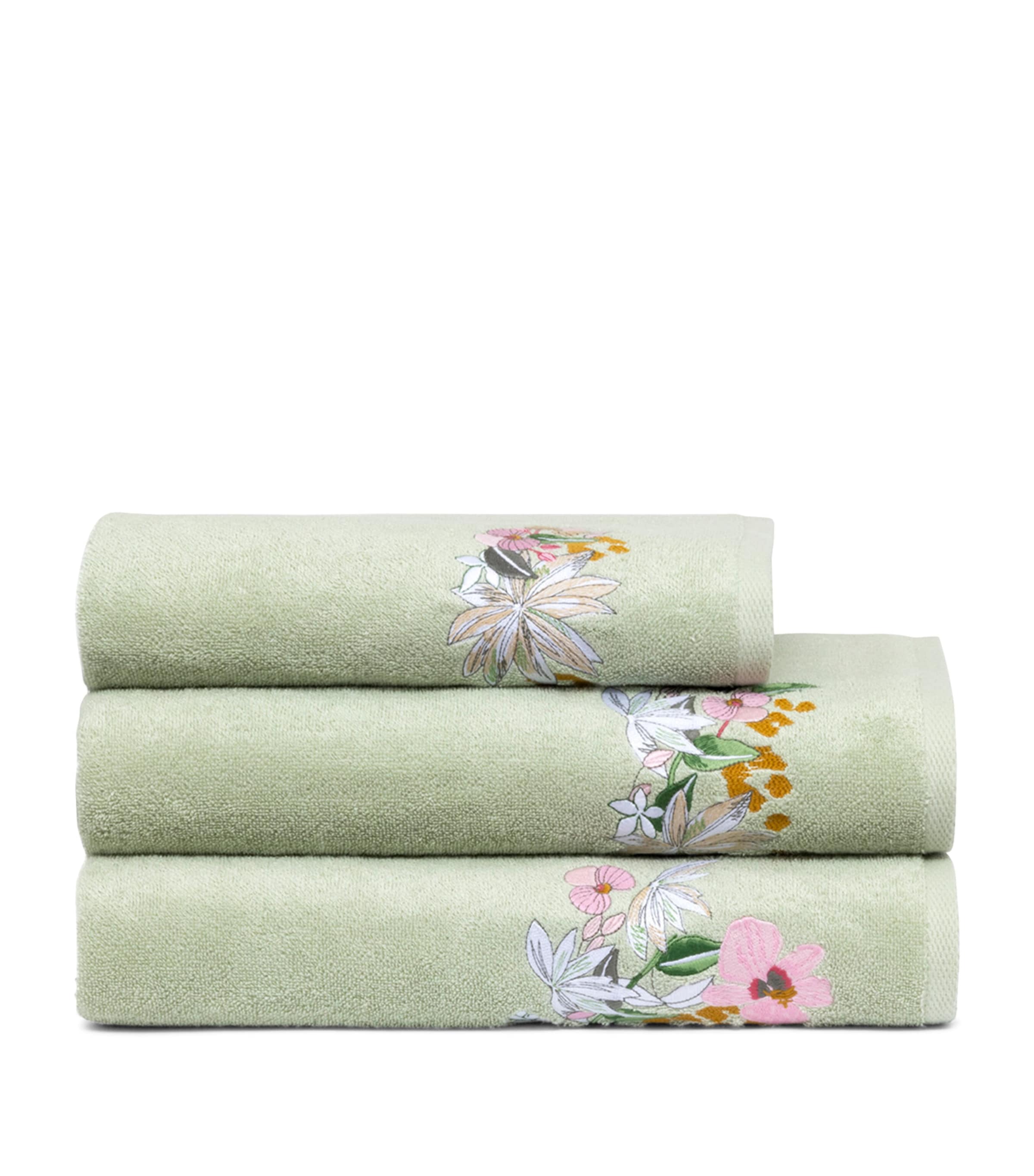 Yves Delorme Embroidered Orchidee bath towel 70cm x 140cm (British brand)