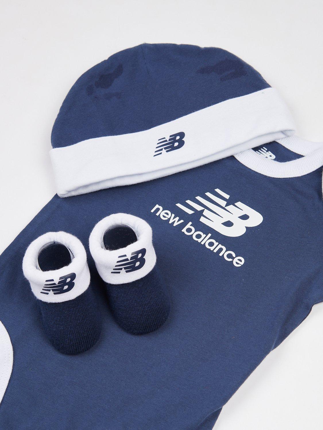 New Balance baby gift set navy, UK version