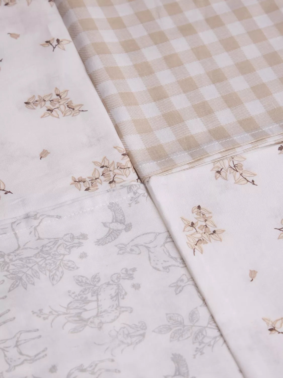 The Little Tailor baby muslin cloths pack of 4 neutral floral (British brand)