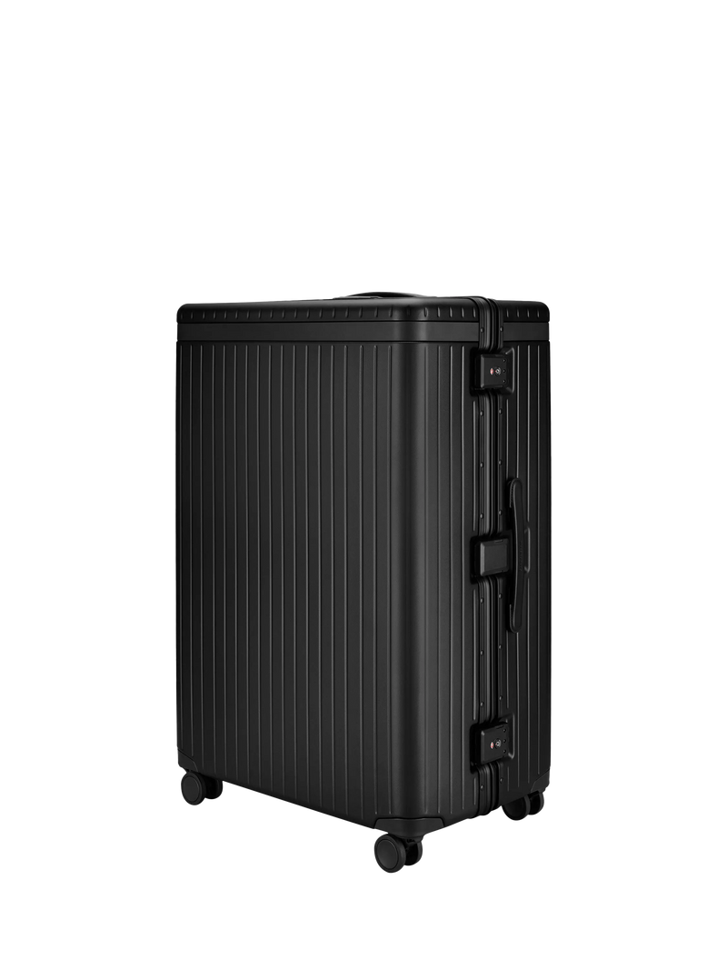 Carl Friedrik black 105L suitcase 79cm (British brand)