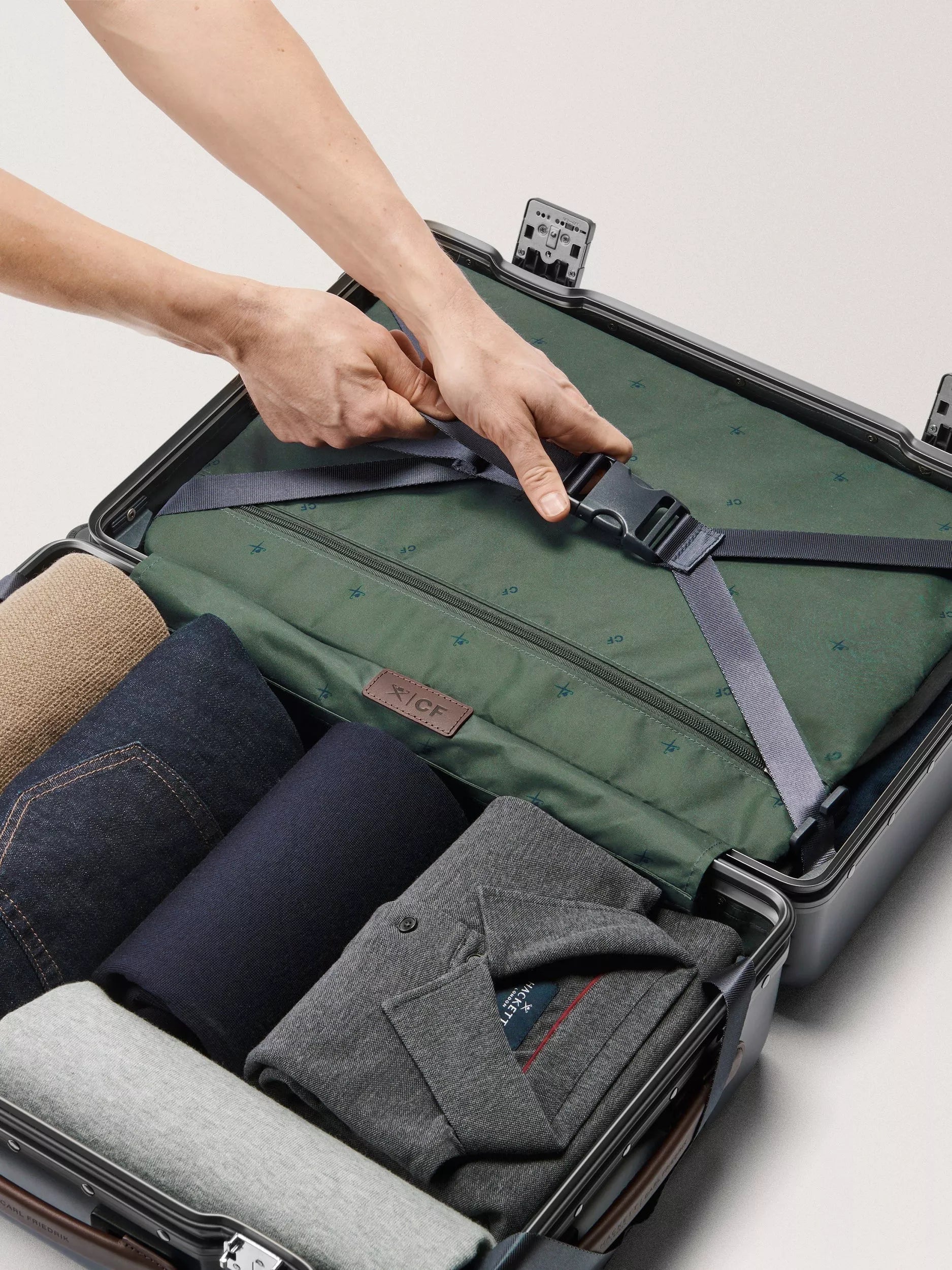 Carl Friedrik Carry-On cabin case 56cm (British brand)