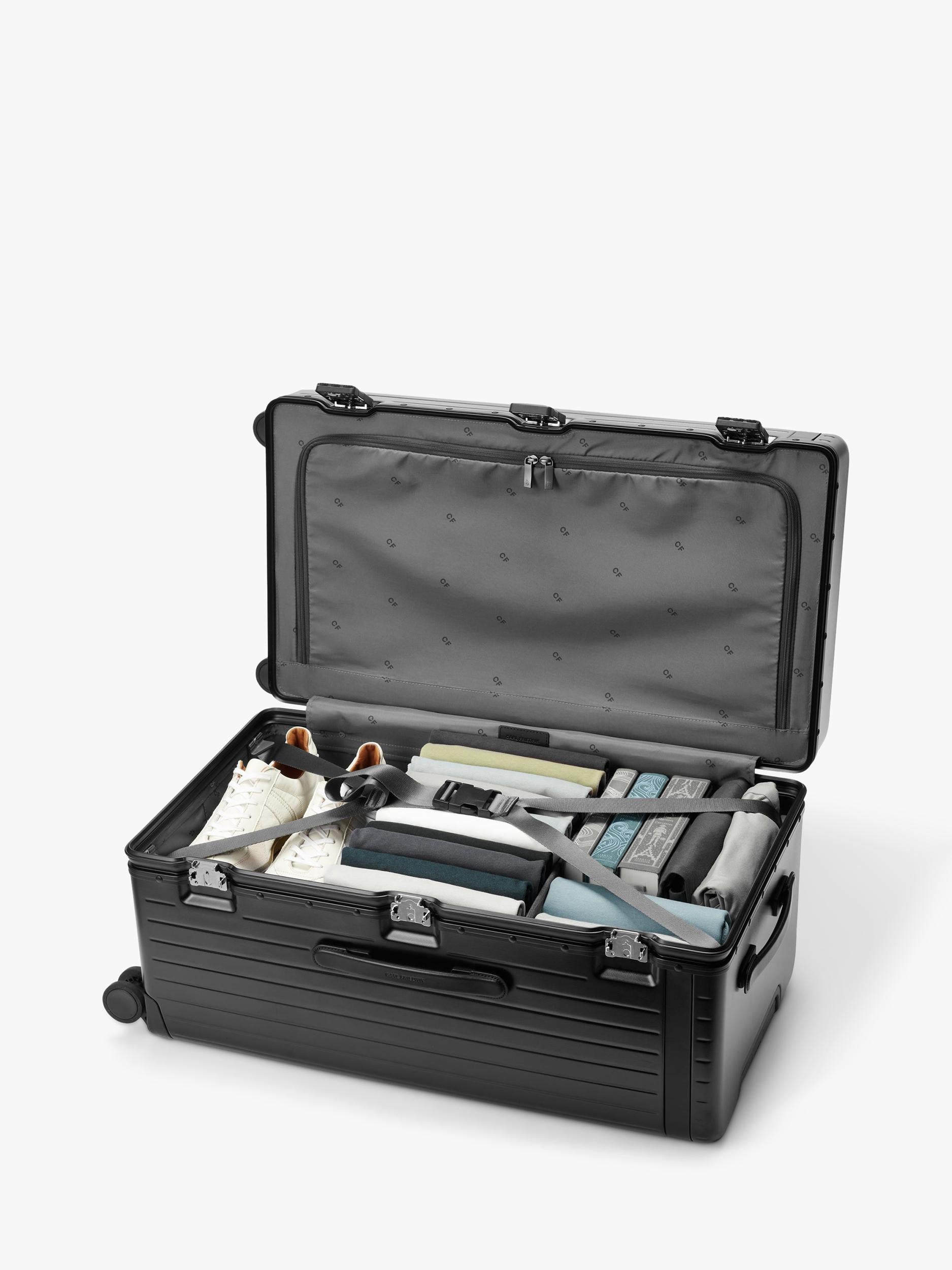 Carl Friedrik trunk suitcase 72cm large - British product