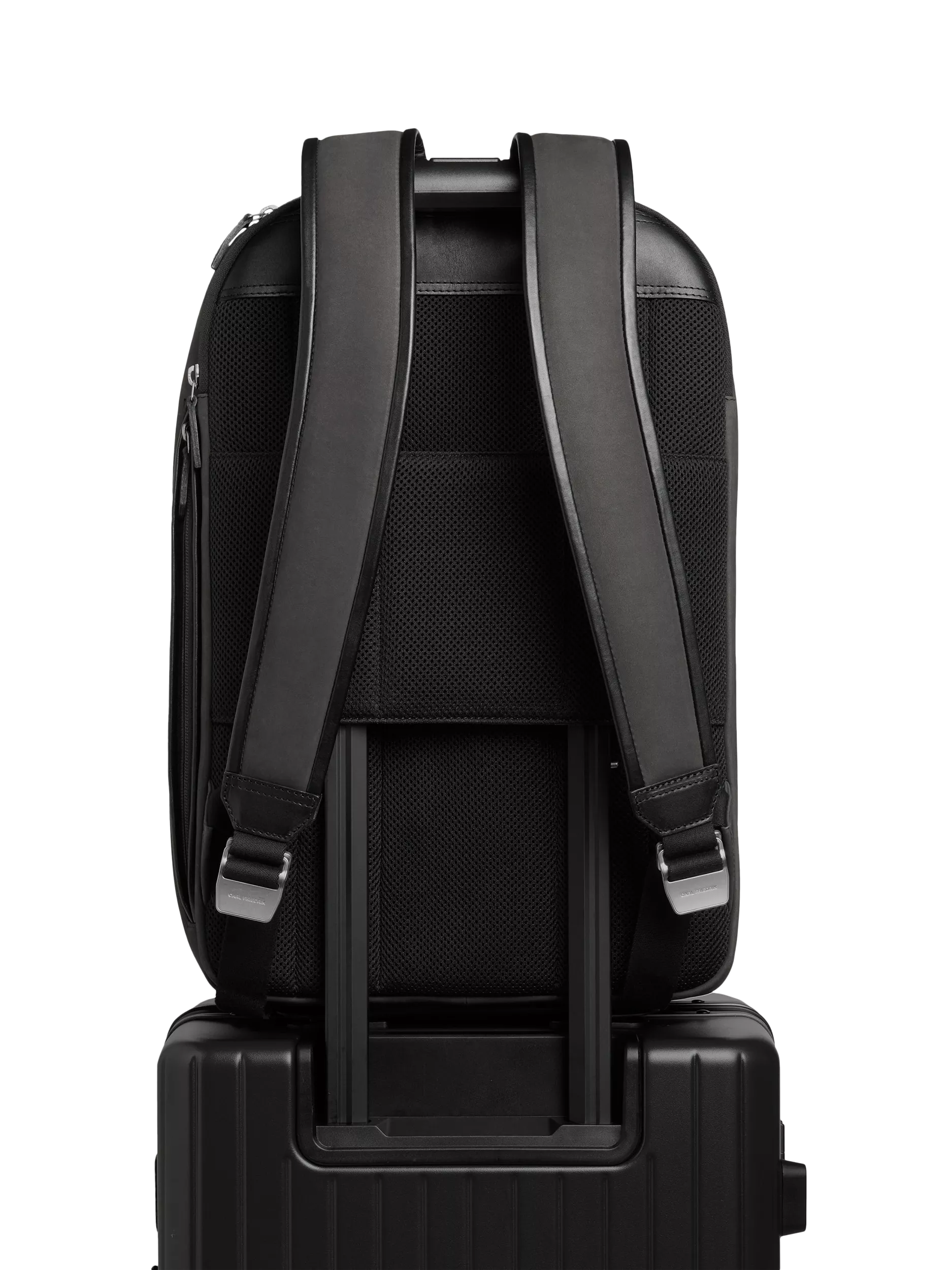 Carl Friedrik 72-hour leather backpack 25L - British product