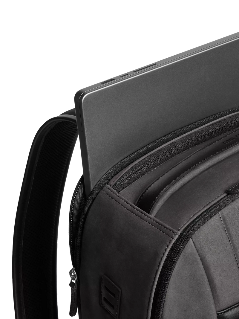 Carl Friedrik 72-hour leather backpack 25L - British product