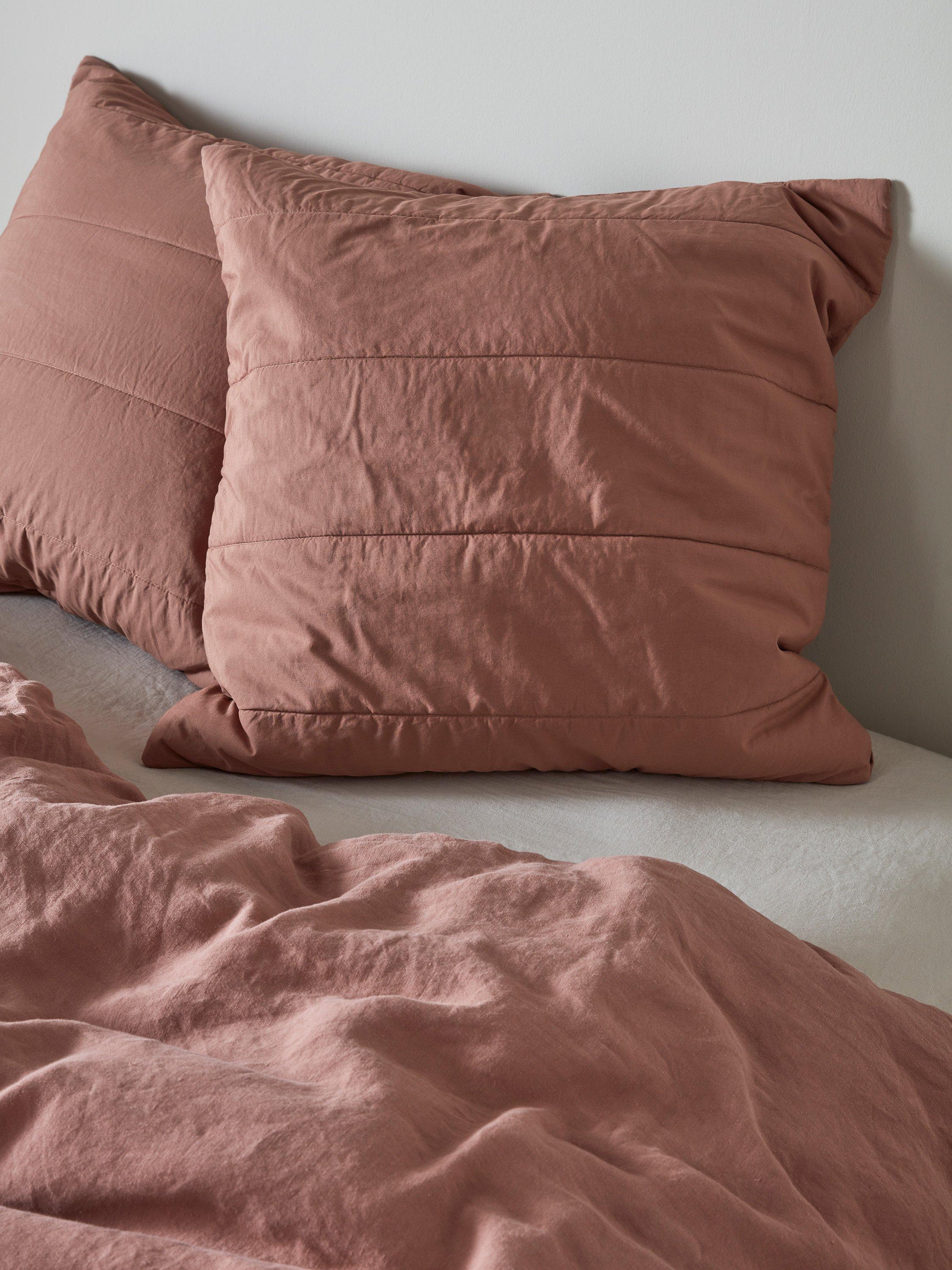 Bedfolk Quilted Cotton Pillow Cases Pair - British product