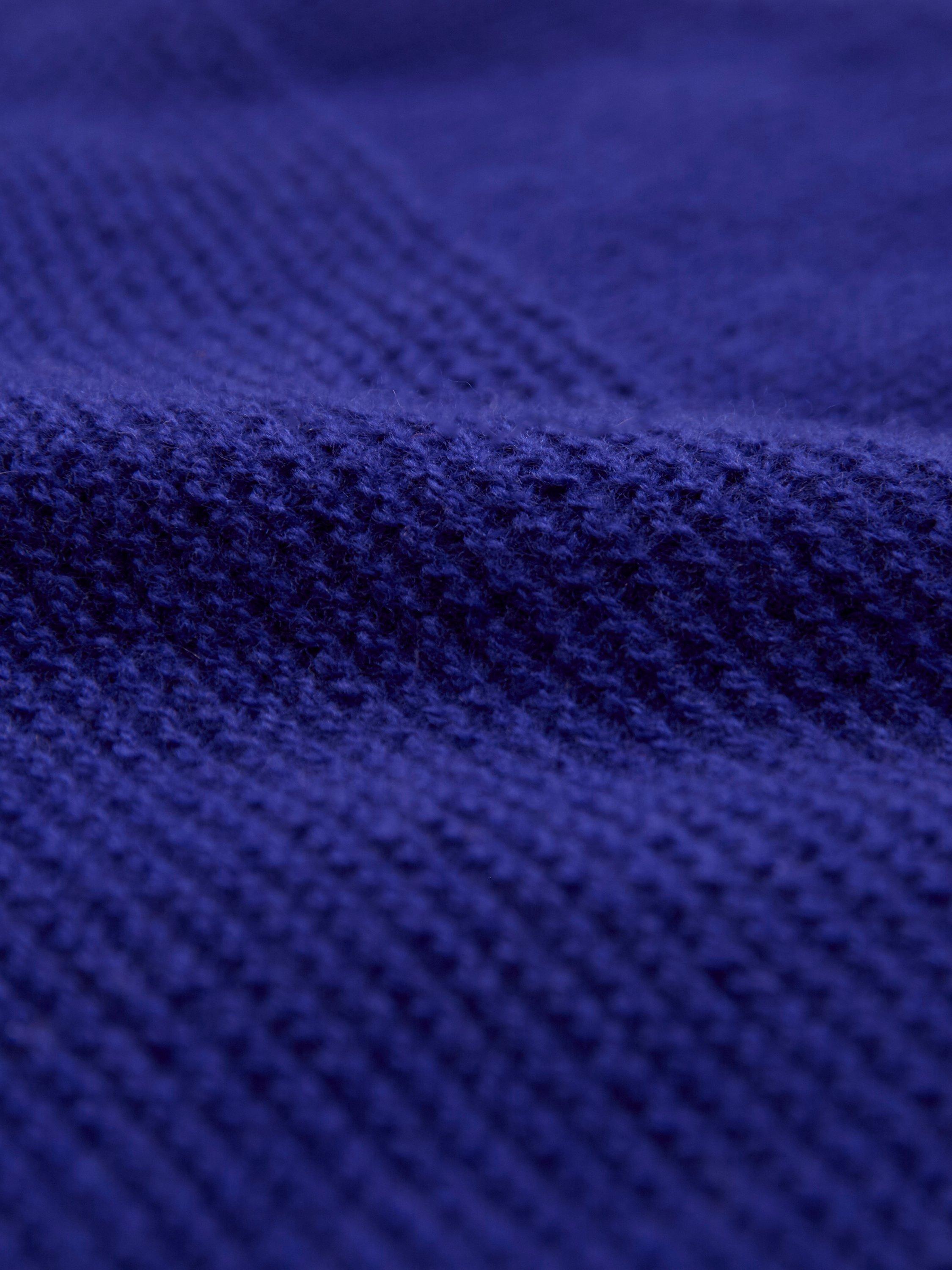 Celtic & Co. lambswool triangle scarf, UK version