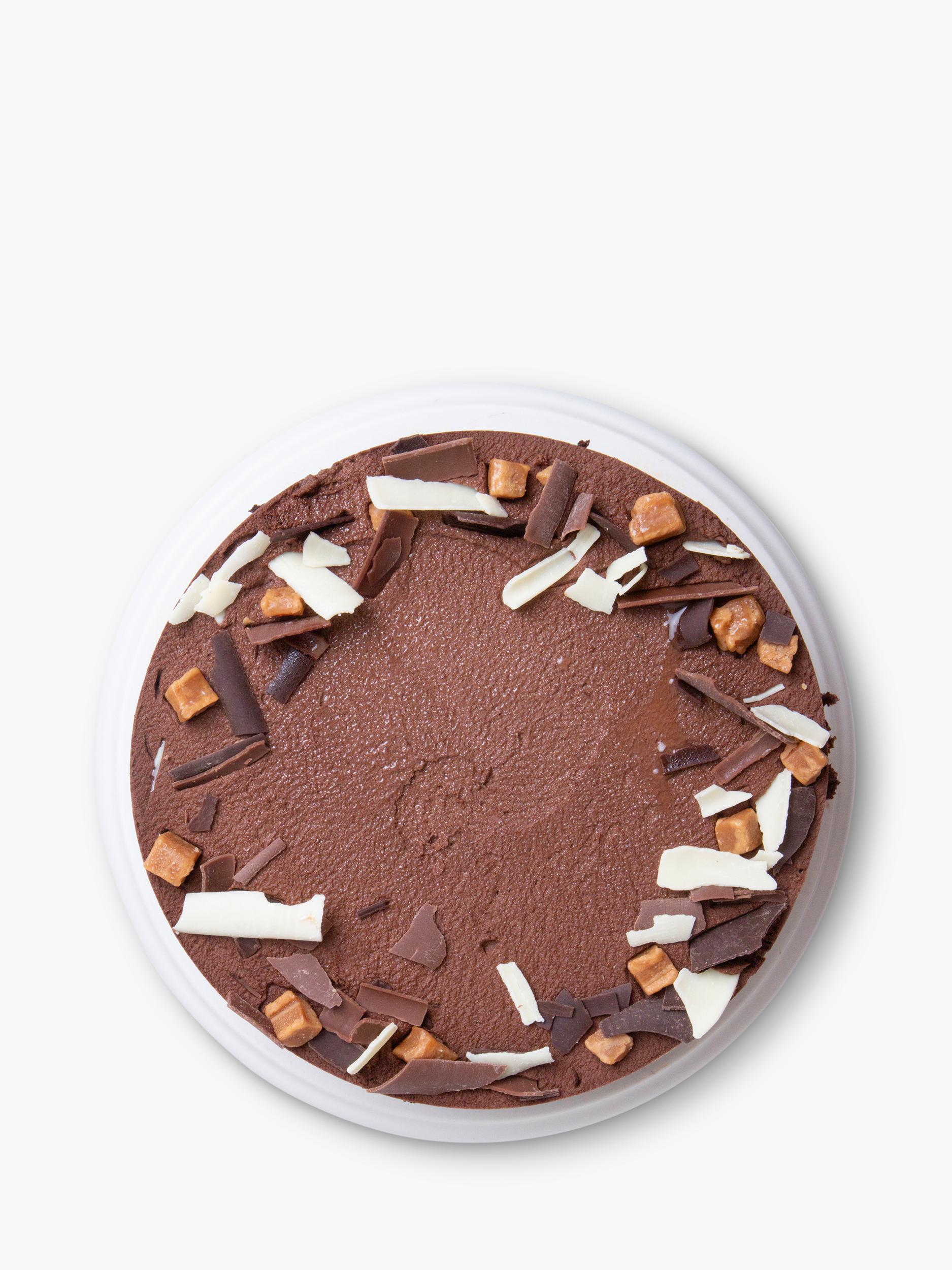Cutter & Squidge chocolate fudge caramel cake (British brand)
