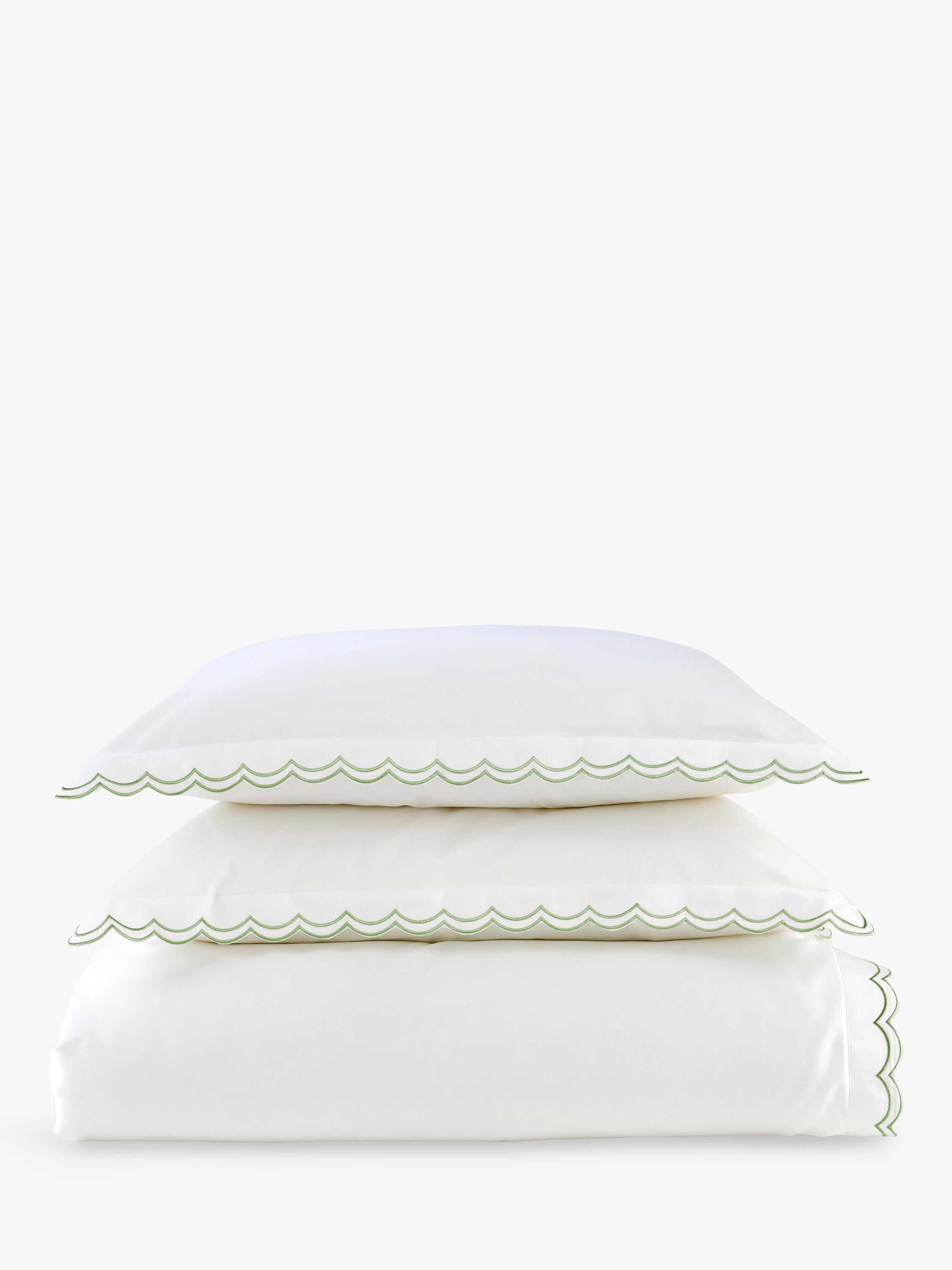 Christy scallop duvet cover set sateen 400 thread count (British brand)