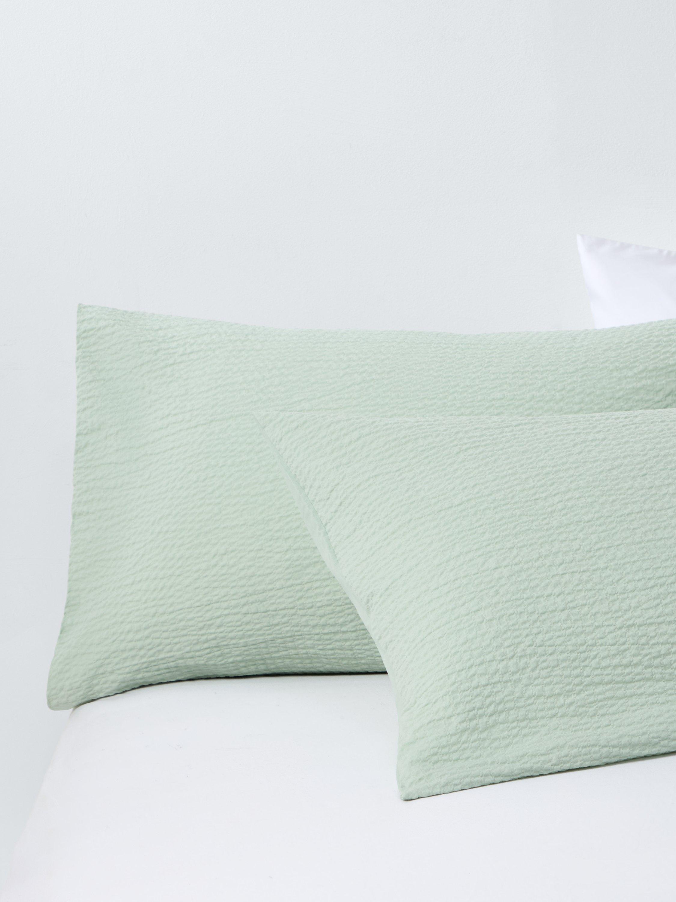 John Lewis seersucker duvet cover set double, imported from the UK
