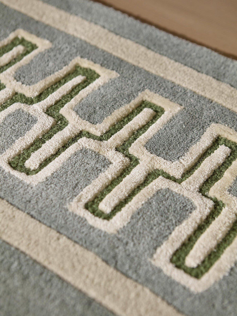 Sanderson Linnean pure wool rug in porcelain with geometric pattern - British product