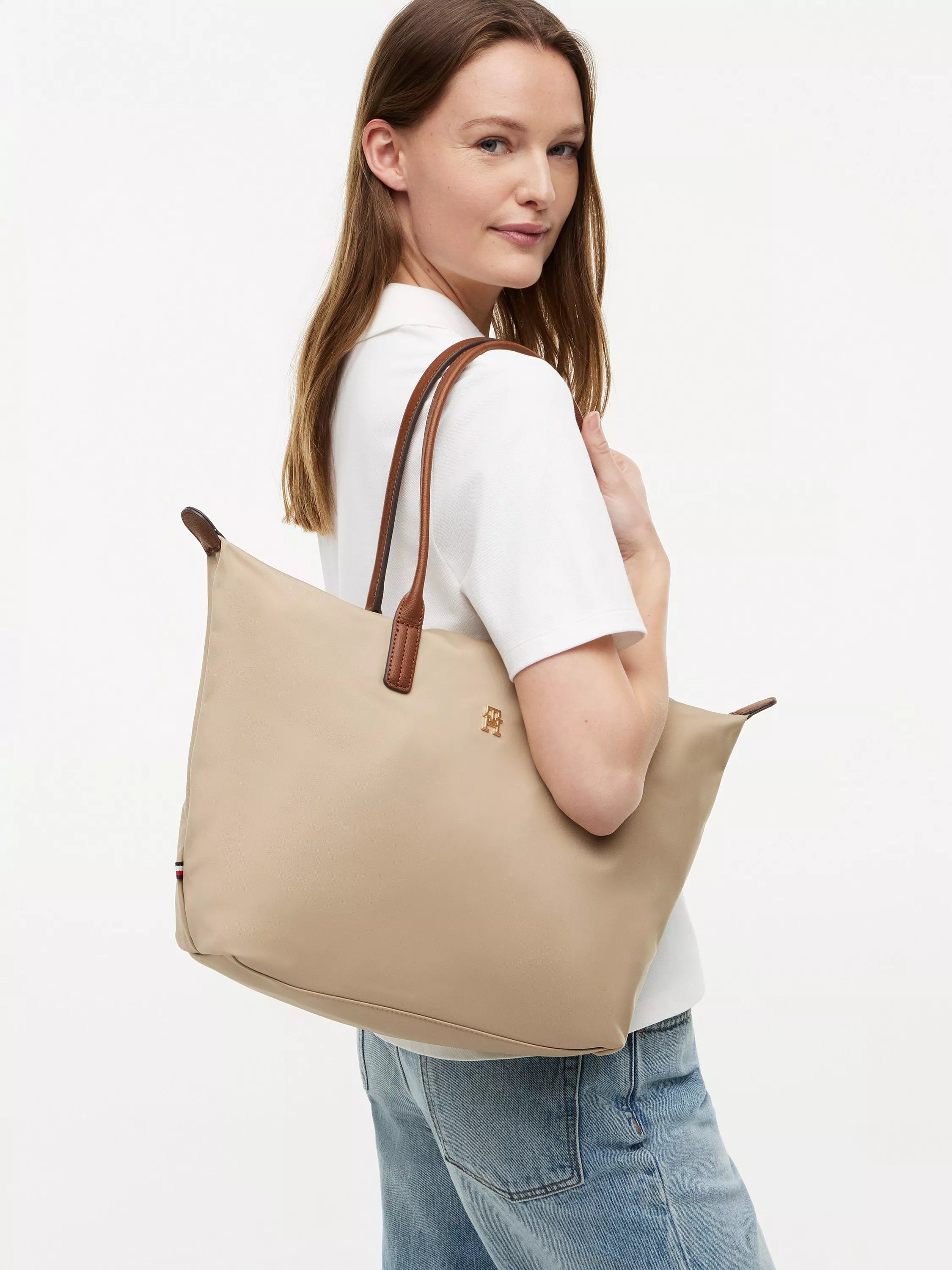Tommy Hilfiger Popette tote bag in sandalwood - British product