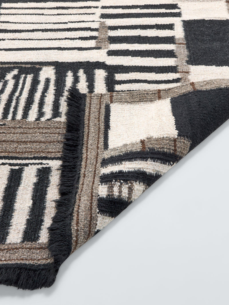 John Lewis Arezo Kelim pure wool rug black (British brand)