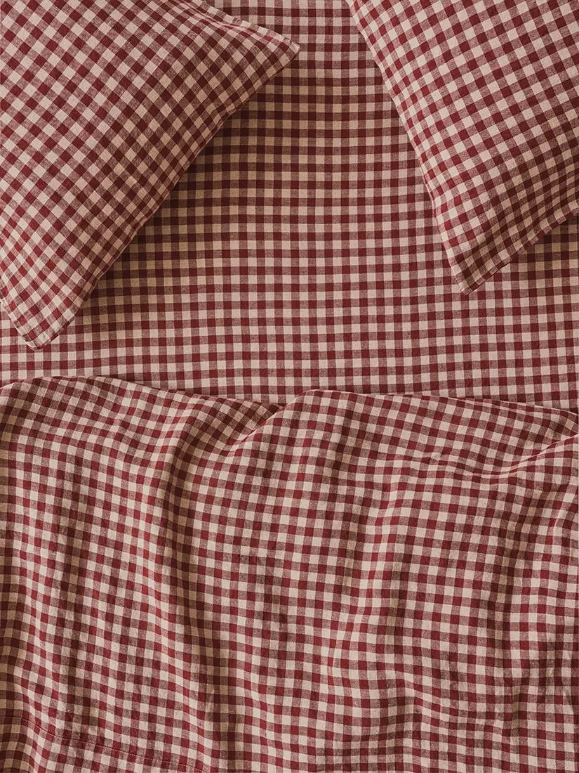 Piglet in Bed Gingham Linen Fitted Bed Sheet