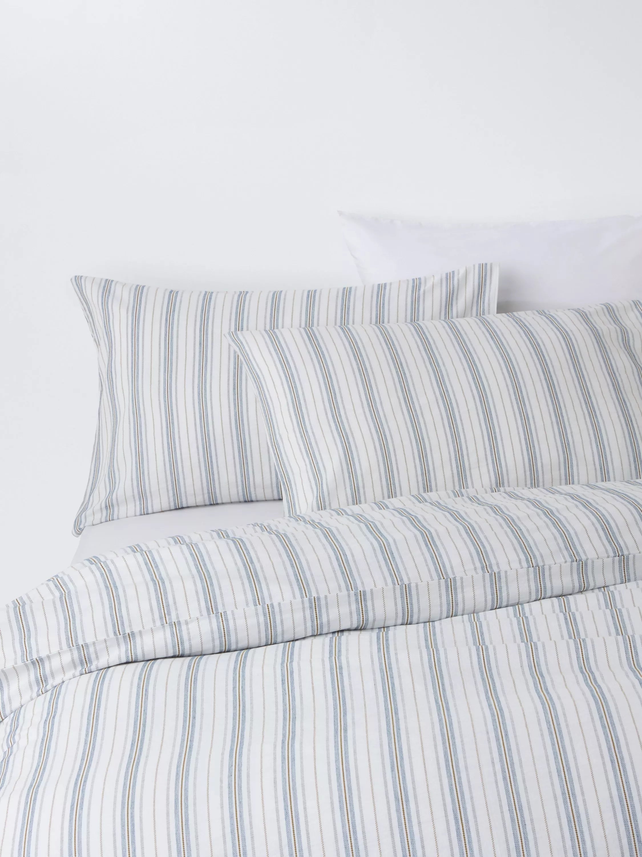 John Lewis Alto duvet cover set double size 100% cotton, imported from the UK