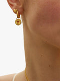 Ottoman Hands garnet heart huggie earrings gold, UK version