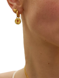 Ottoman Hands garnet heart huggie earrings gold, UK version