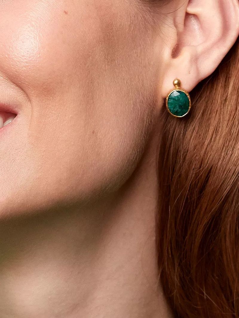 Ottoman Hands Siena emerald stud earrings in gold 1.5cm - British product
