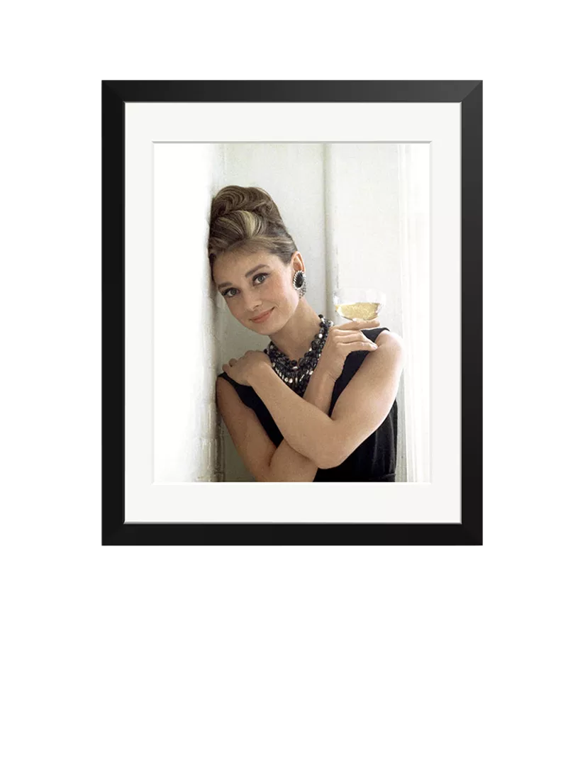 Sonic Editions framed print Audrey Hepburn as Holly 51x61 cm, imported from the UK