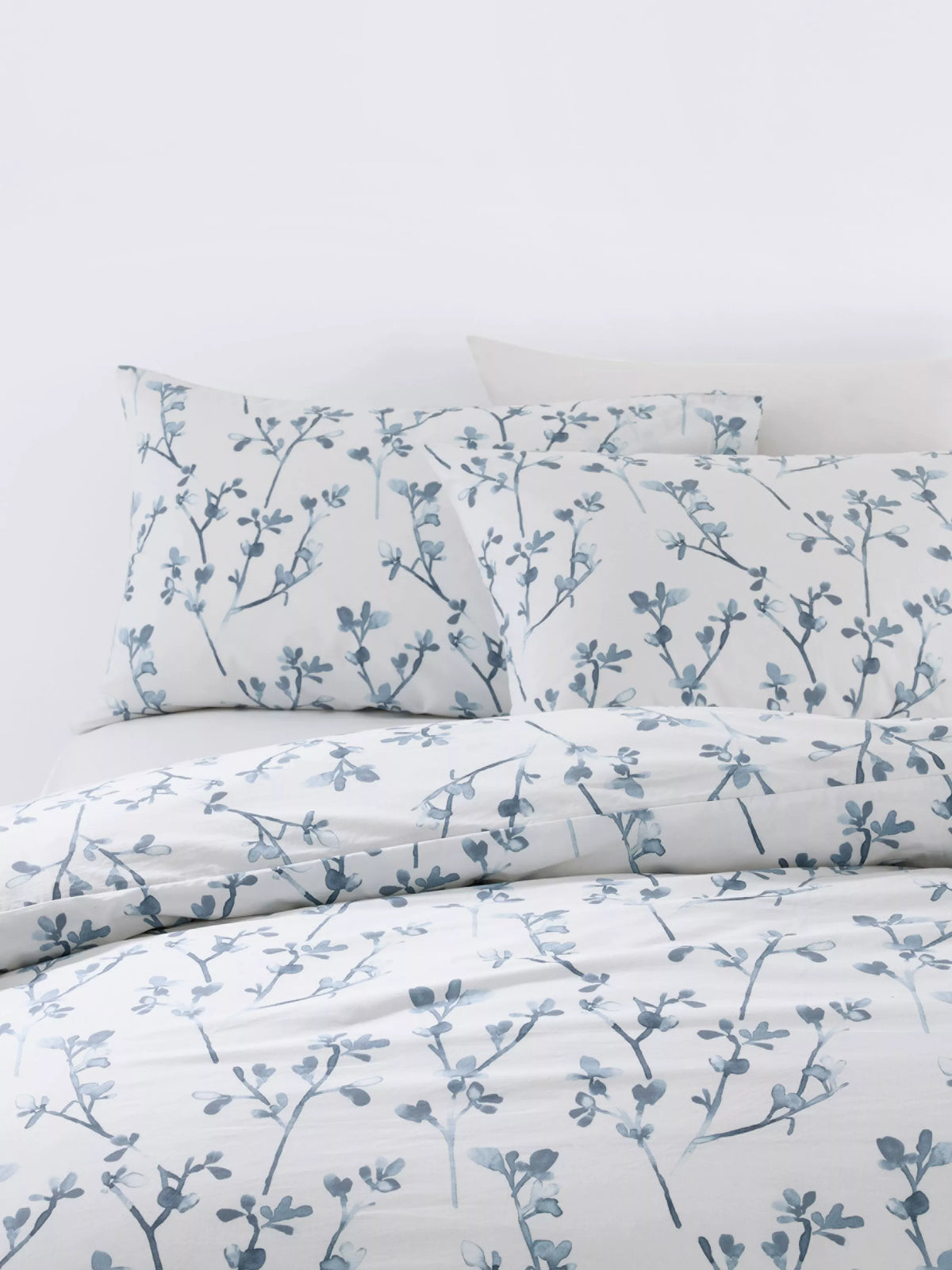 John Lewis Elena percale duvet cover set double floral blue, imported from the UK