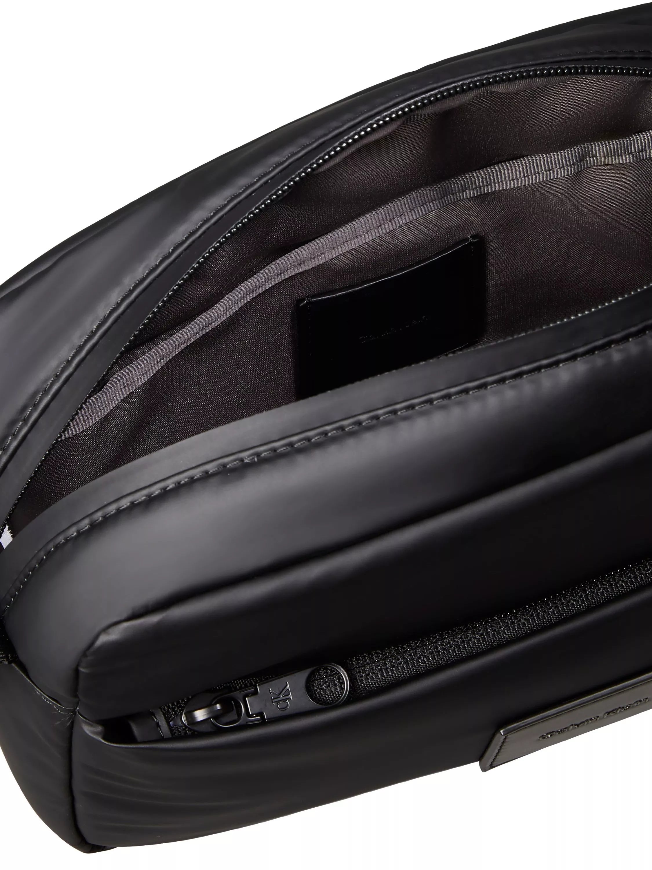 Calvin Klein puffer utility camera bag black, UK version