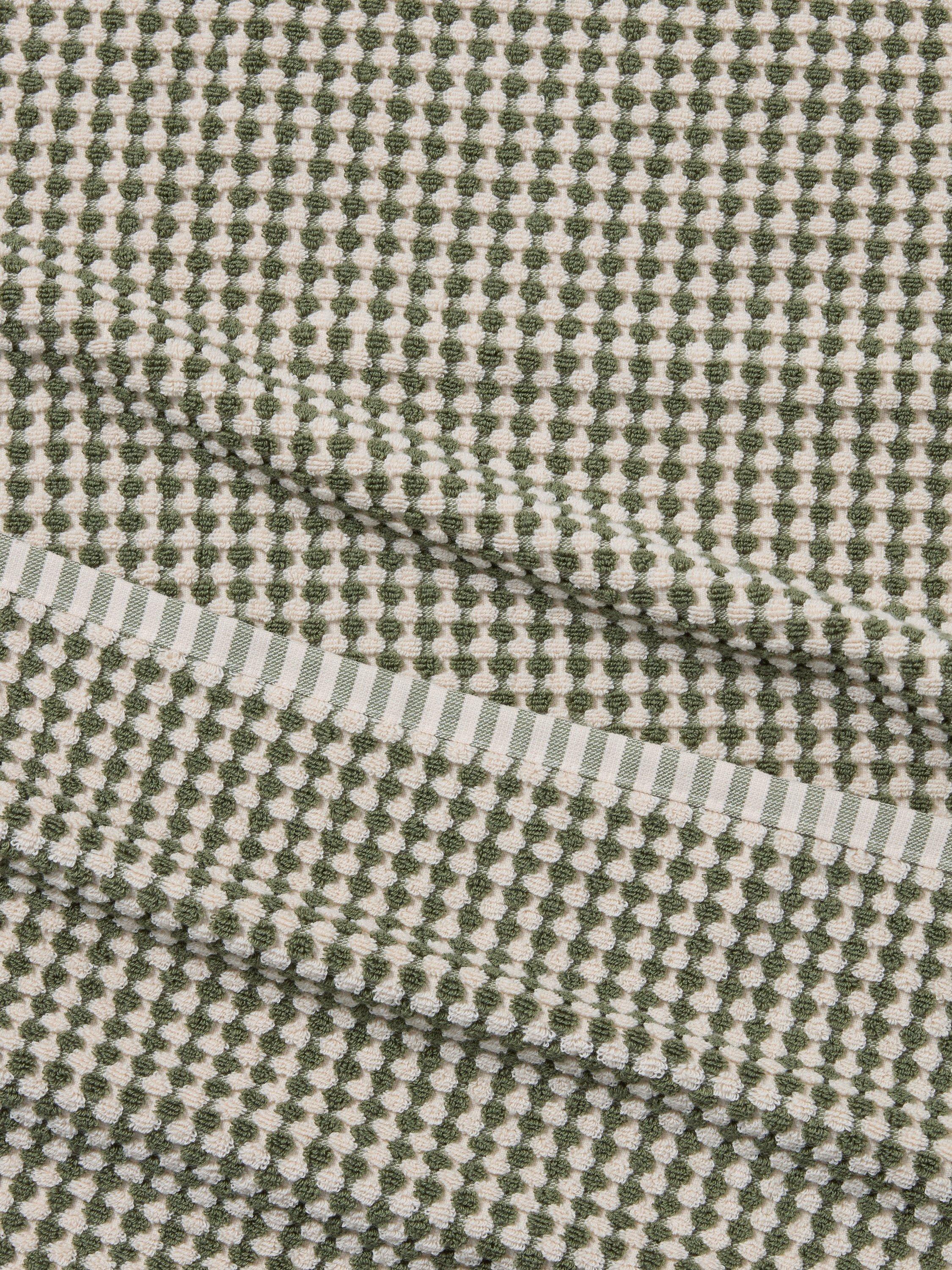 John Lewis textured bath sheet 160x86cm towel sustainable recycled cotton - British product