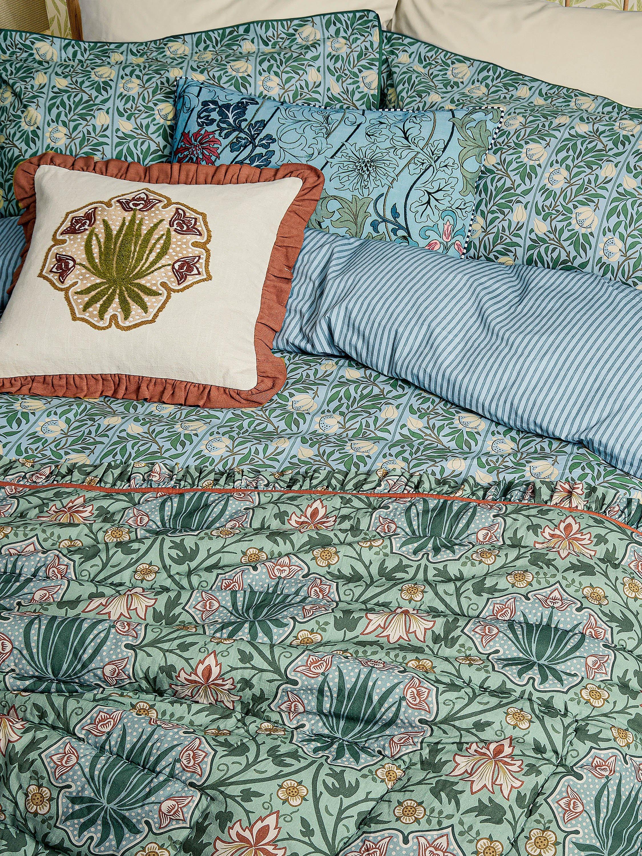 Morris & Co. Peony duvet cover set double size 200 thread count, UK version