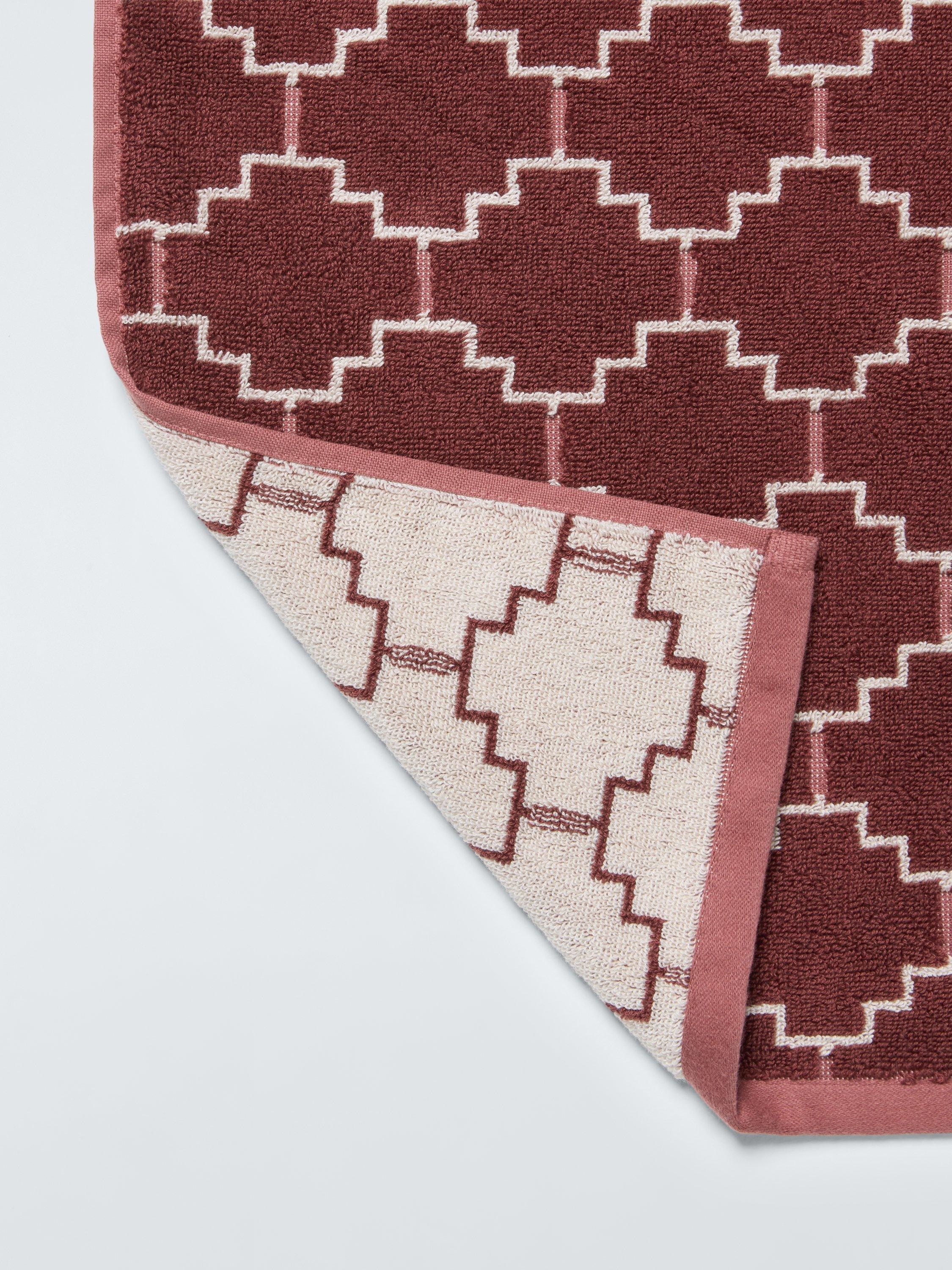 John Lewis Castillo geometric towel Burnt Umber 600gsm - British product