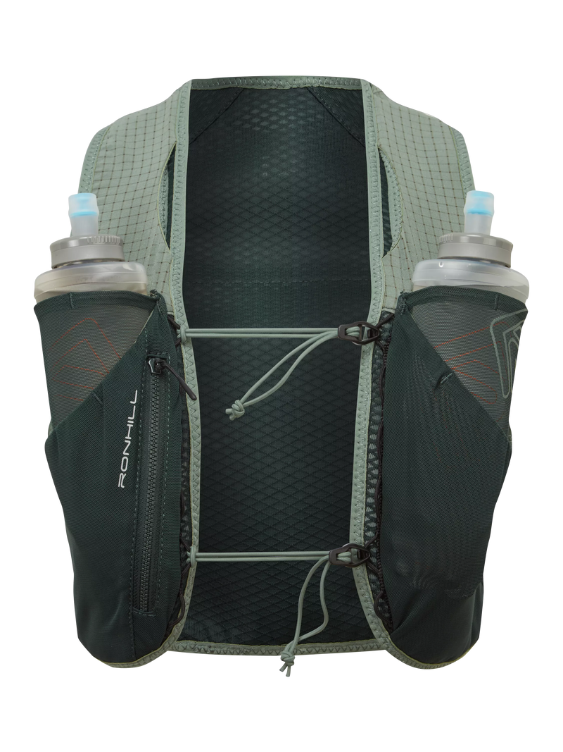 Ronhill Solus 5L running vest Laurel/Dark Laurel, UK version