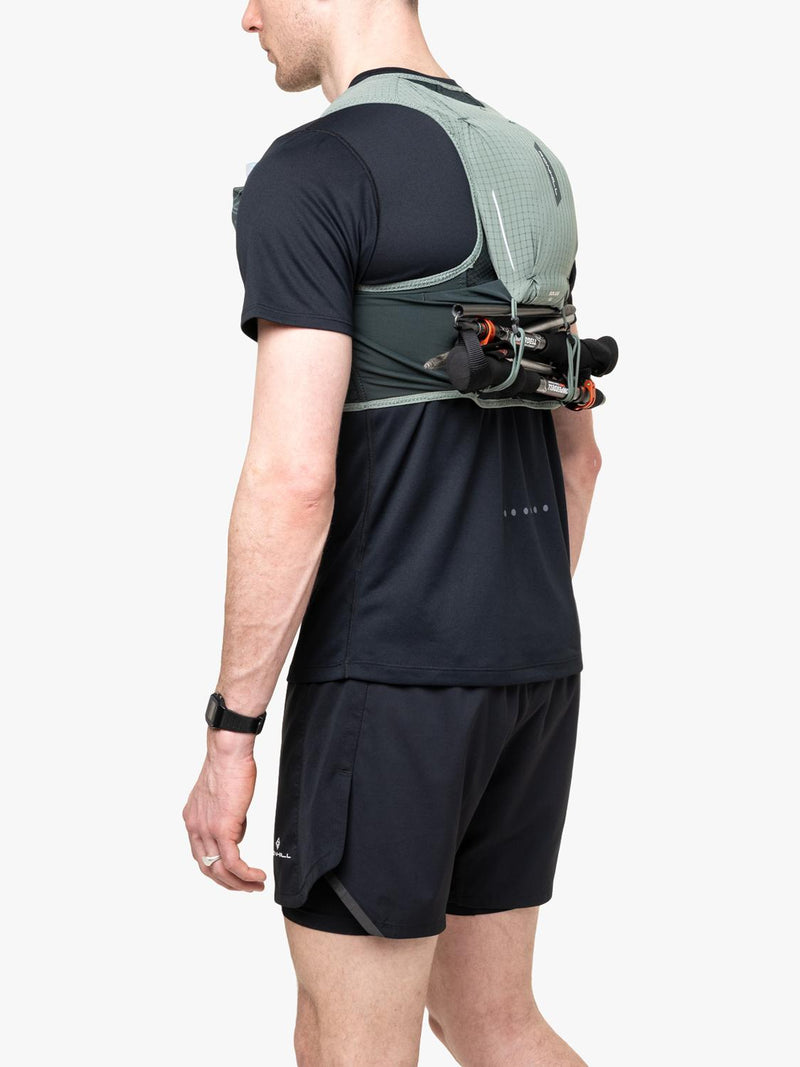 Ronhill Solus 5L running vest Laurel/Dark Laurel, UK version