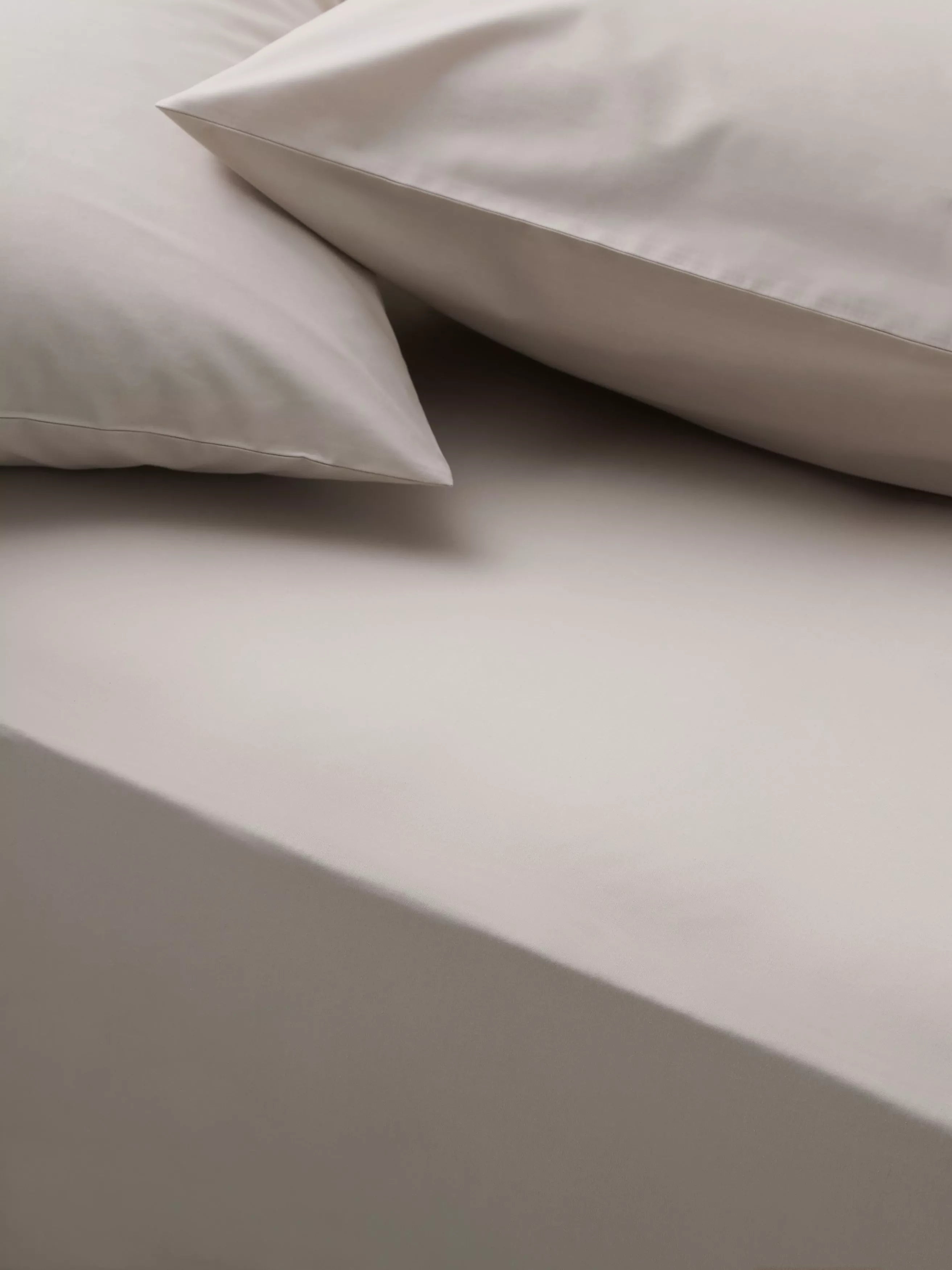 John Lewis Egyptian Cotton Percale Easy Care 260 Thread Count Fitted Sheet European Double