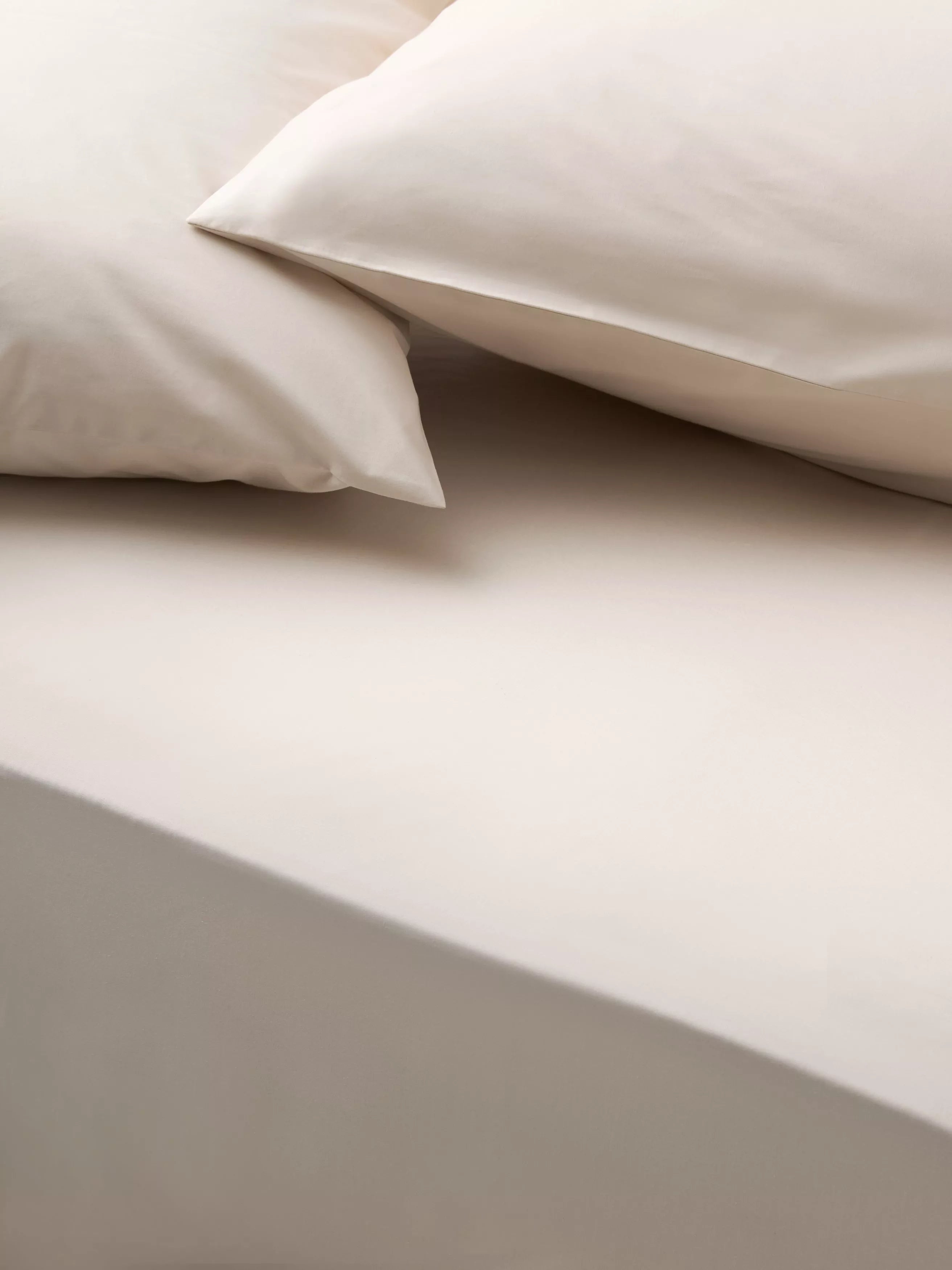 John Lewis Egyptian Cotton Percale Easy Care 260 Thread Count Fitted Sheet European Double