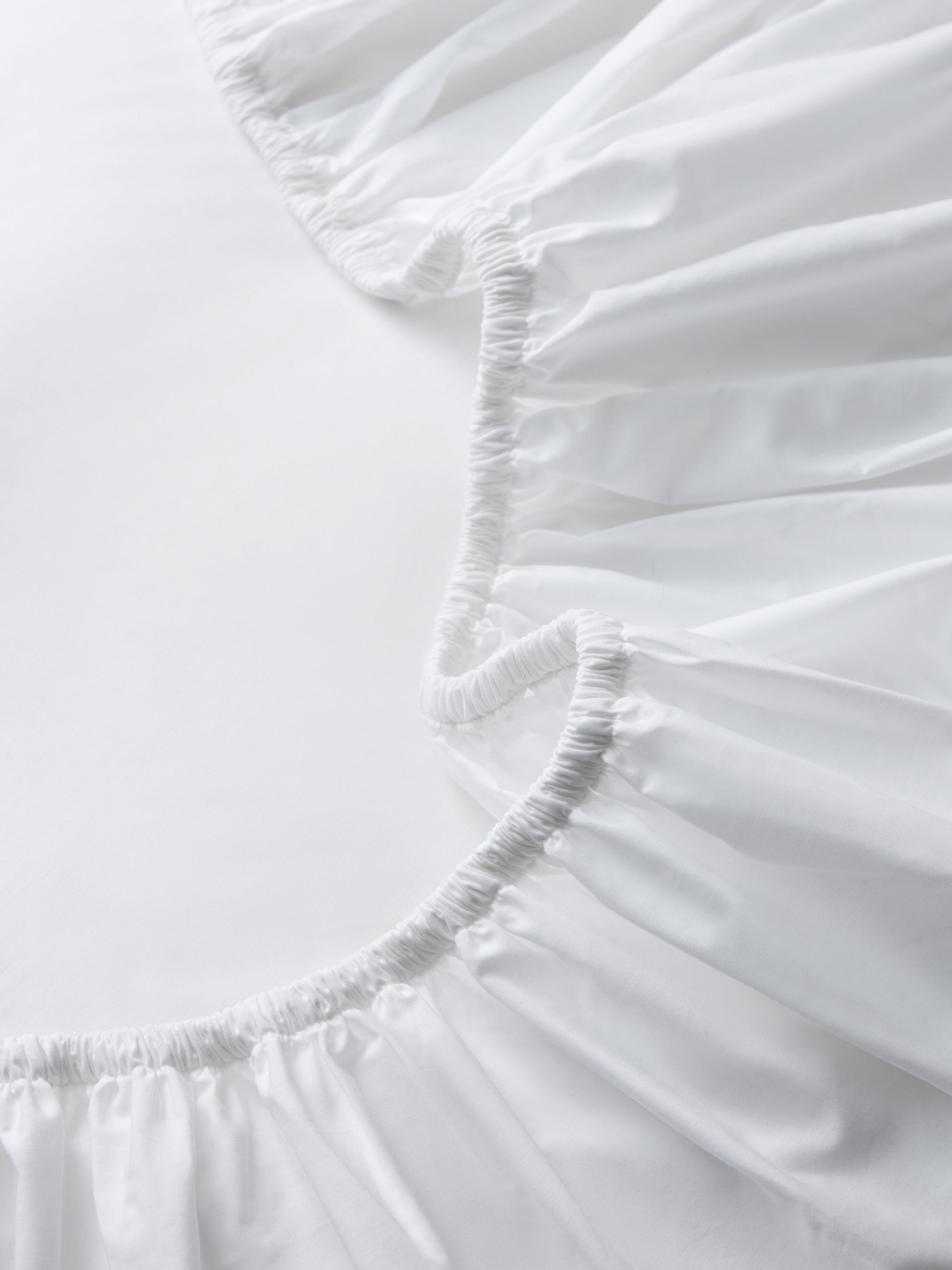 John Lewis Egyptian cotton percale fitted sheet 140x200cm (British brand)