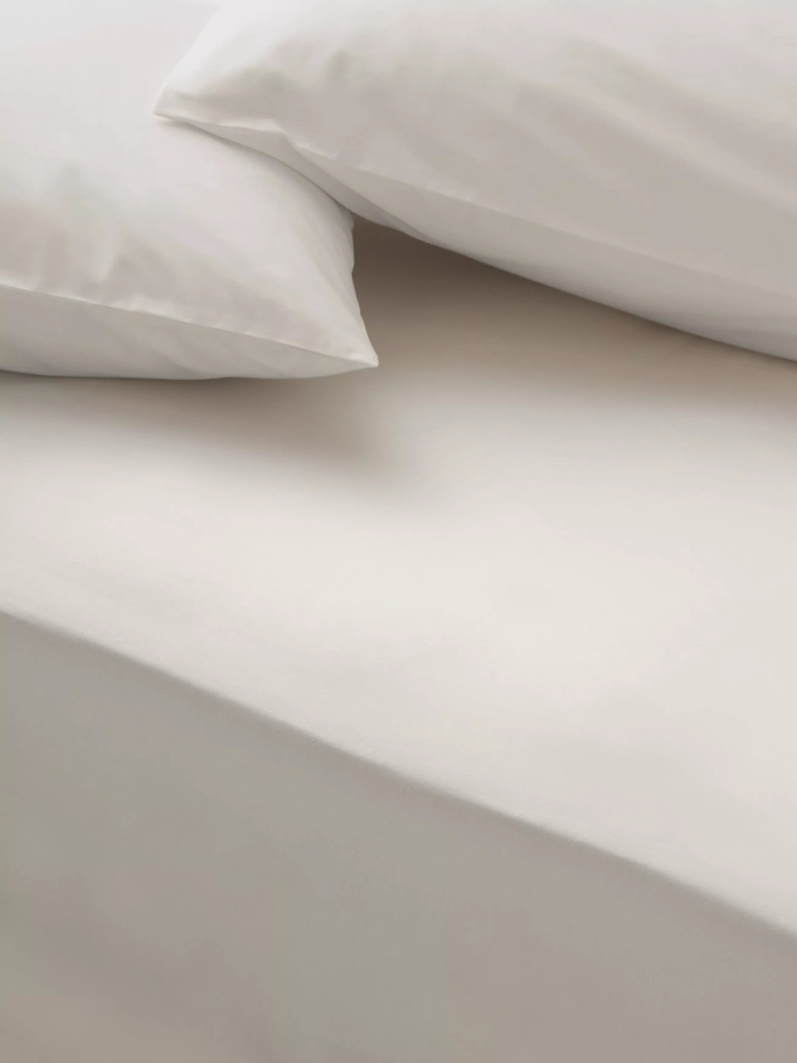 John Lewis Egyptian Cotton Percale Easy Care 260 Thread Count Fitted Sheet European Double