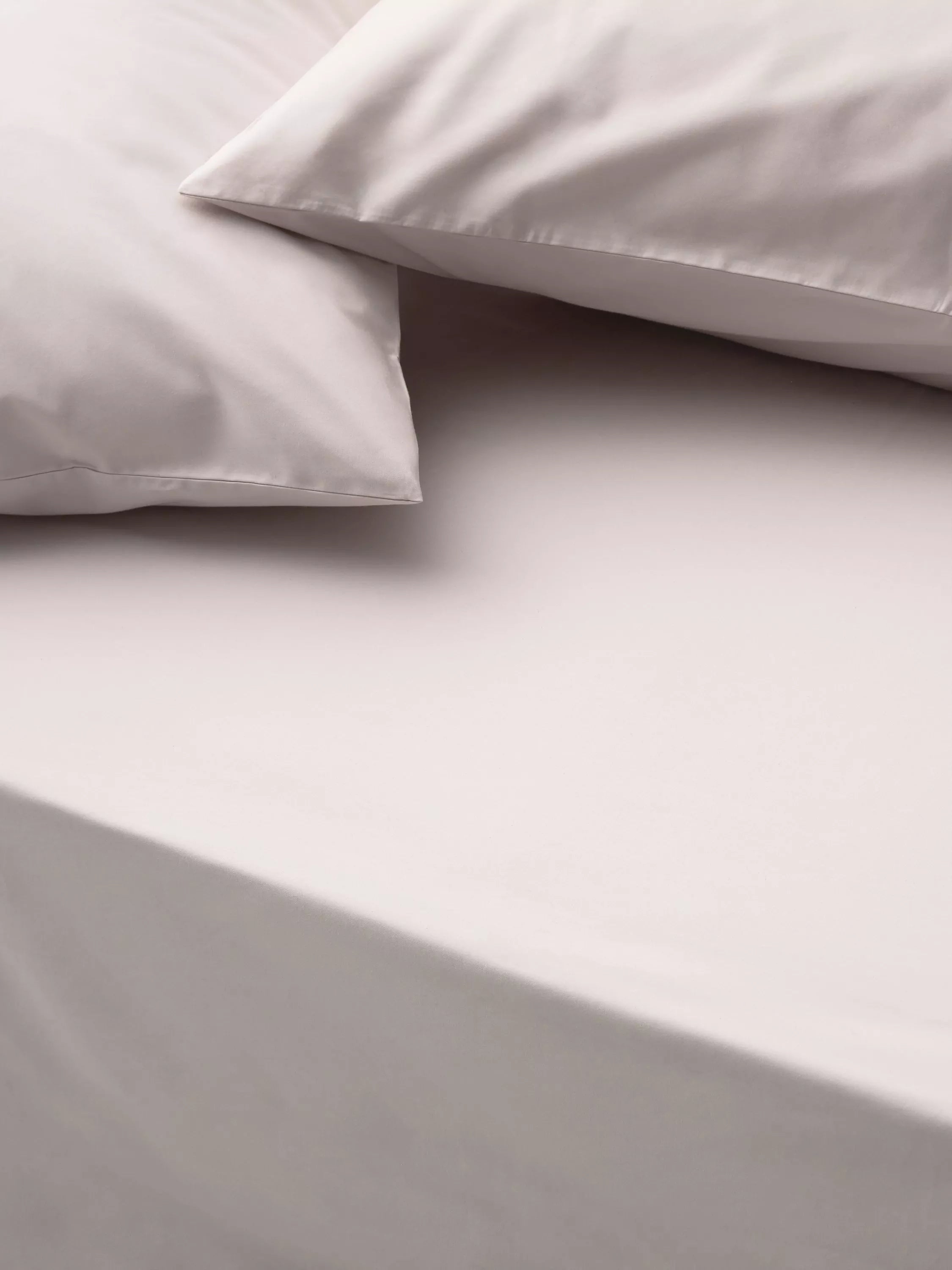 John Lewis Egyptian Cotton Percale Easy Care 400 Thread Count Deep Fitted Sheet, Double